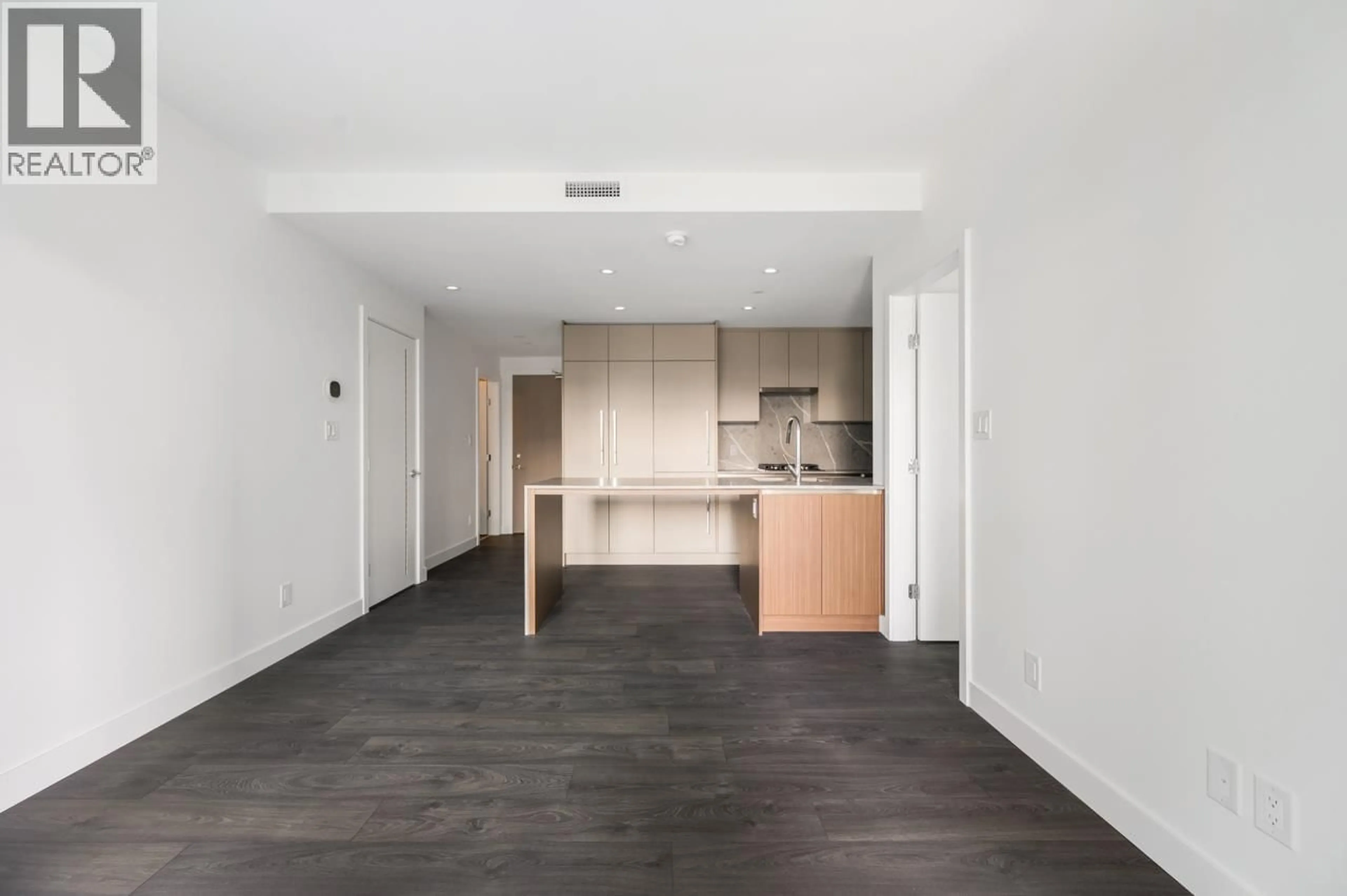 A pic of a room for 706 - 5593 NO. 3 ROAD, Richmond British Columbia V6X0X6