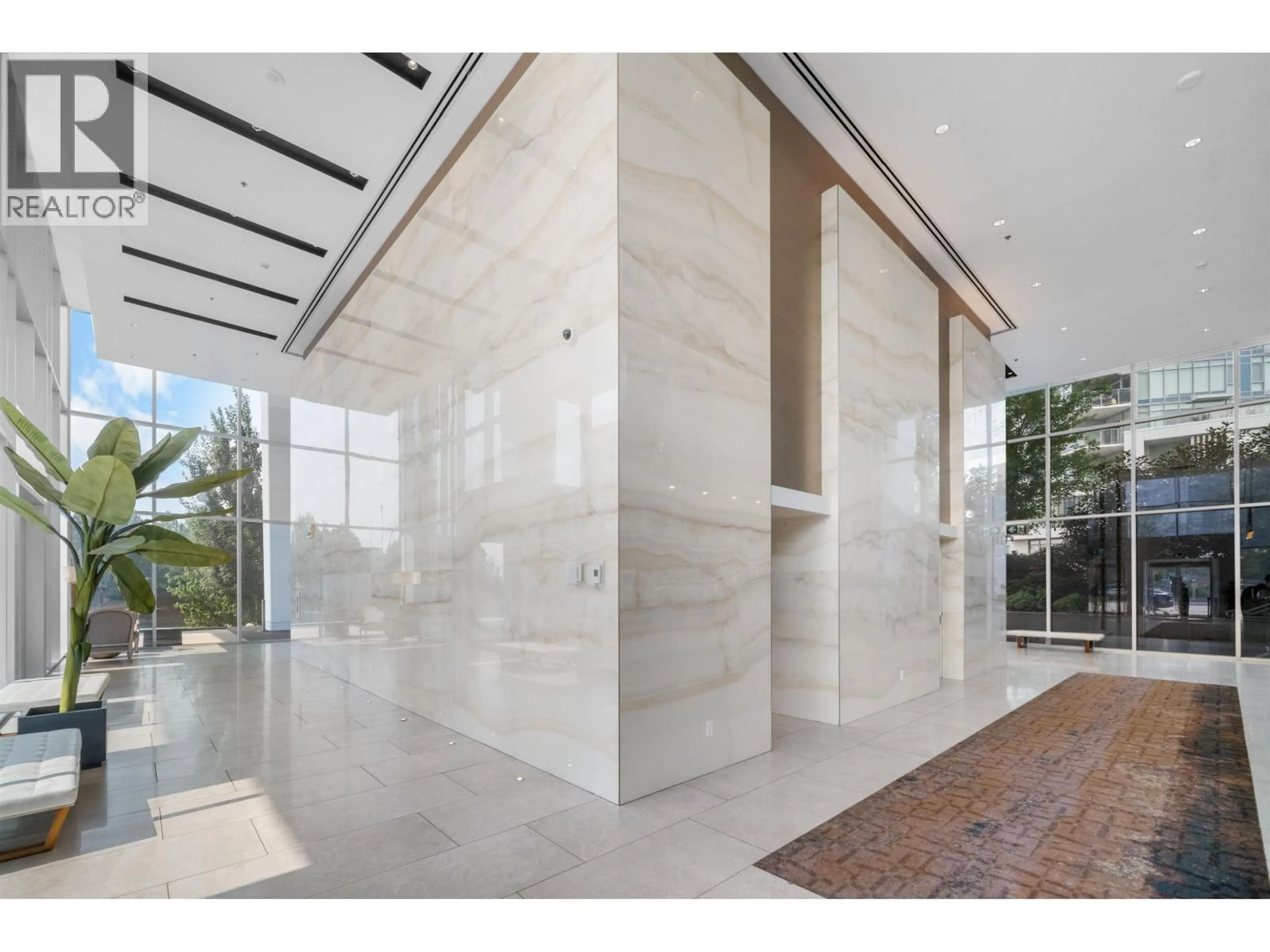 Indoor foyer for 1409 - 1888 GILMORE AVENUE, Burnaby British Columbia V5C0L2