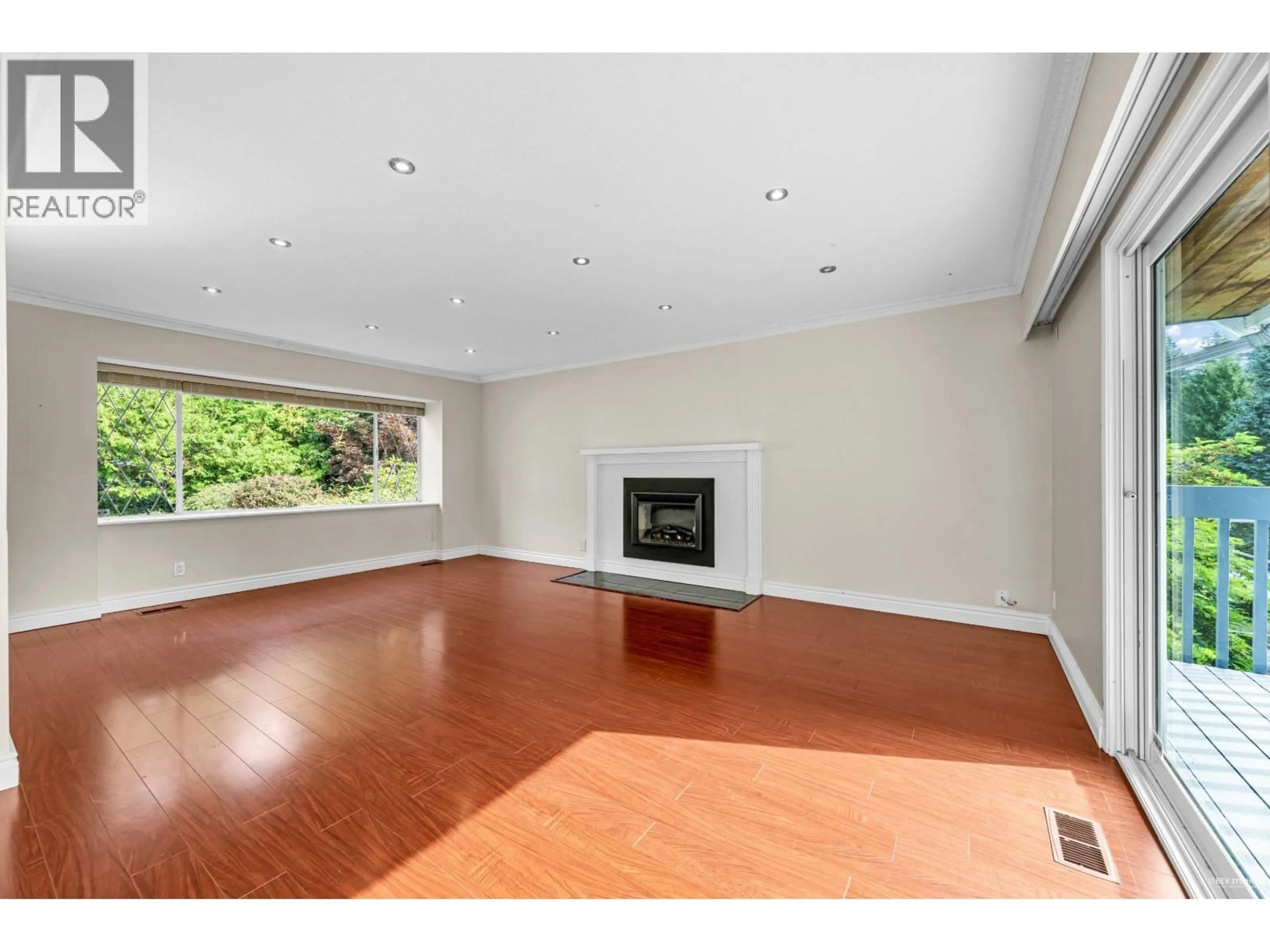 Unknown for 84 LAURIE CRESCENT, West Vancouver British Columbia V7S1B7