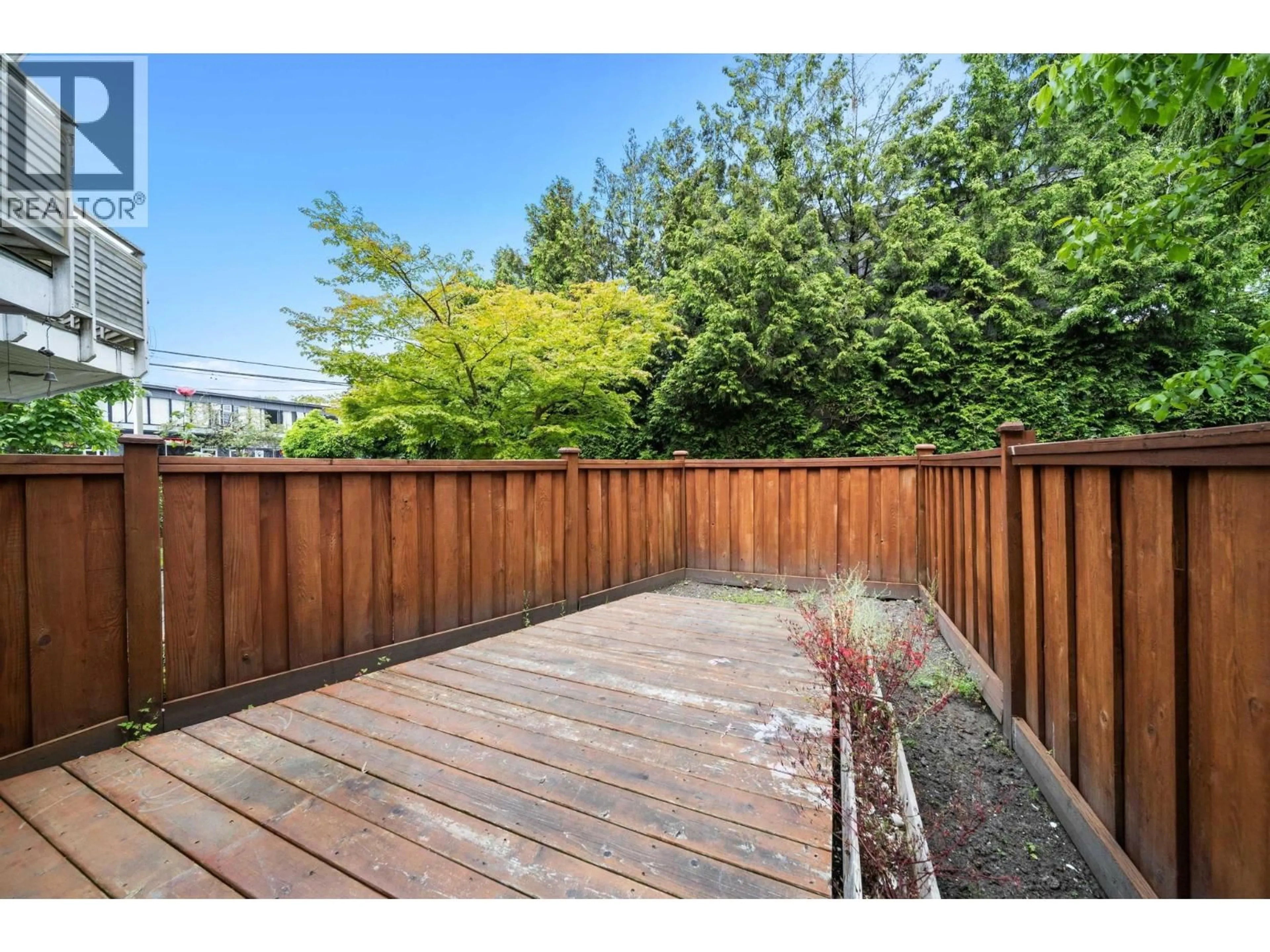 Patio, unknown for 7 - 7901 13TH AVENUE, Burnaby British Columbia V3N2E8