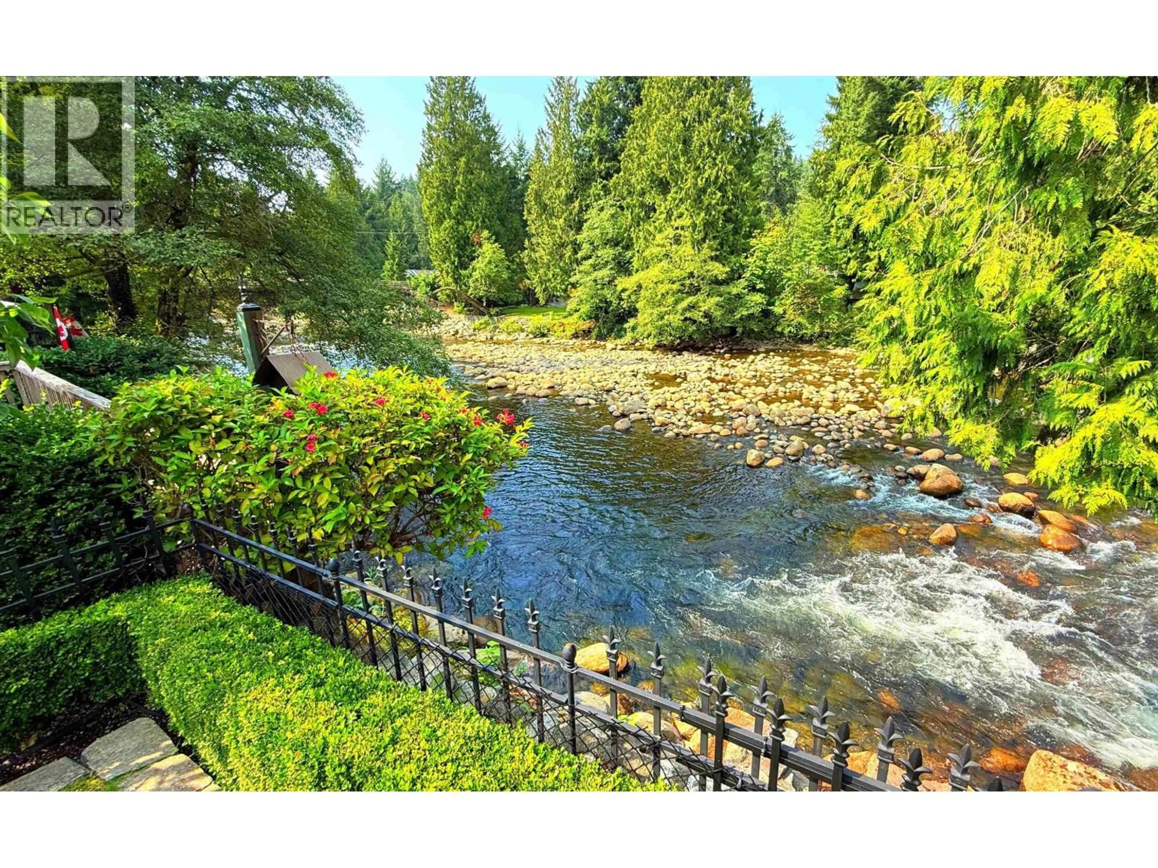 Unknown for 849 RIVERSIDE DRIVE, North Vancouver British Columbia V7H1V6