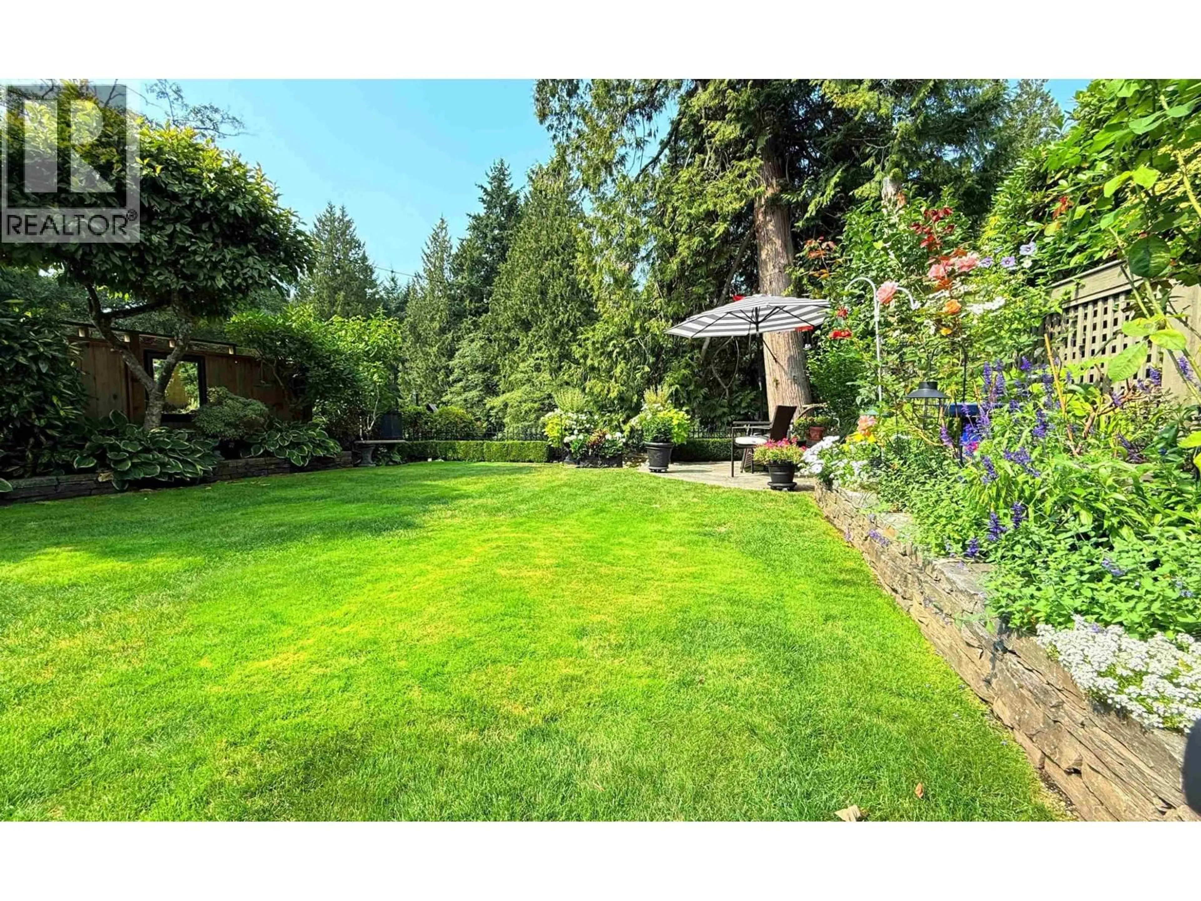 A pic from outside/outdoor area/front of a property/back of a property/a pic from drone, forest/trees view for 849 RIVERSIDE DRIVE, North Vancouver British Columbia V7H1V6