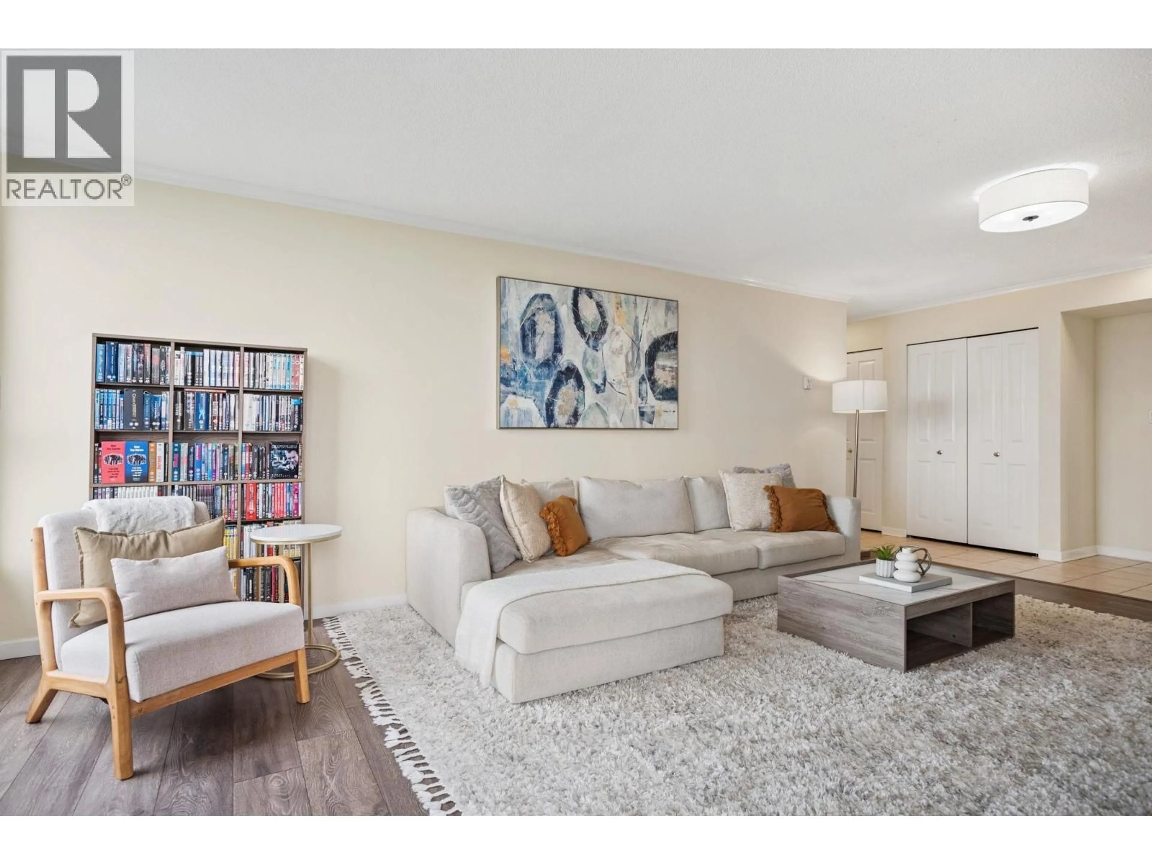 Living room with furniture, unknown for 2109 - 7077 BERESFORD STREET, Burnaby British Columbia V5E4J5