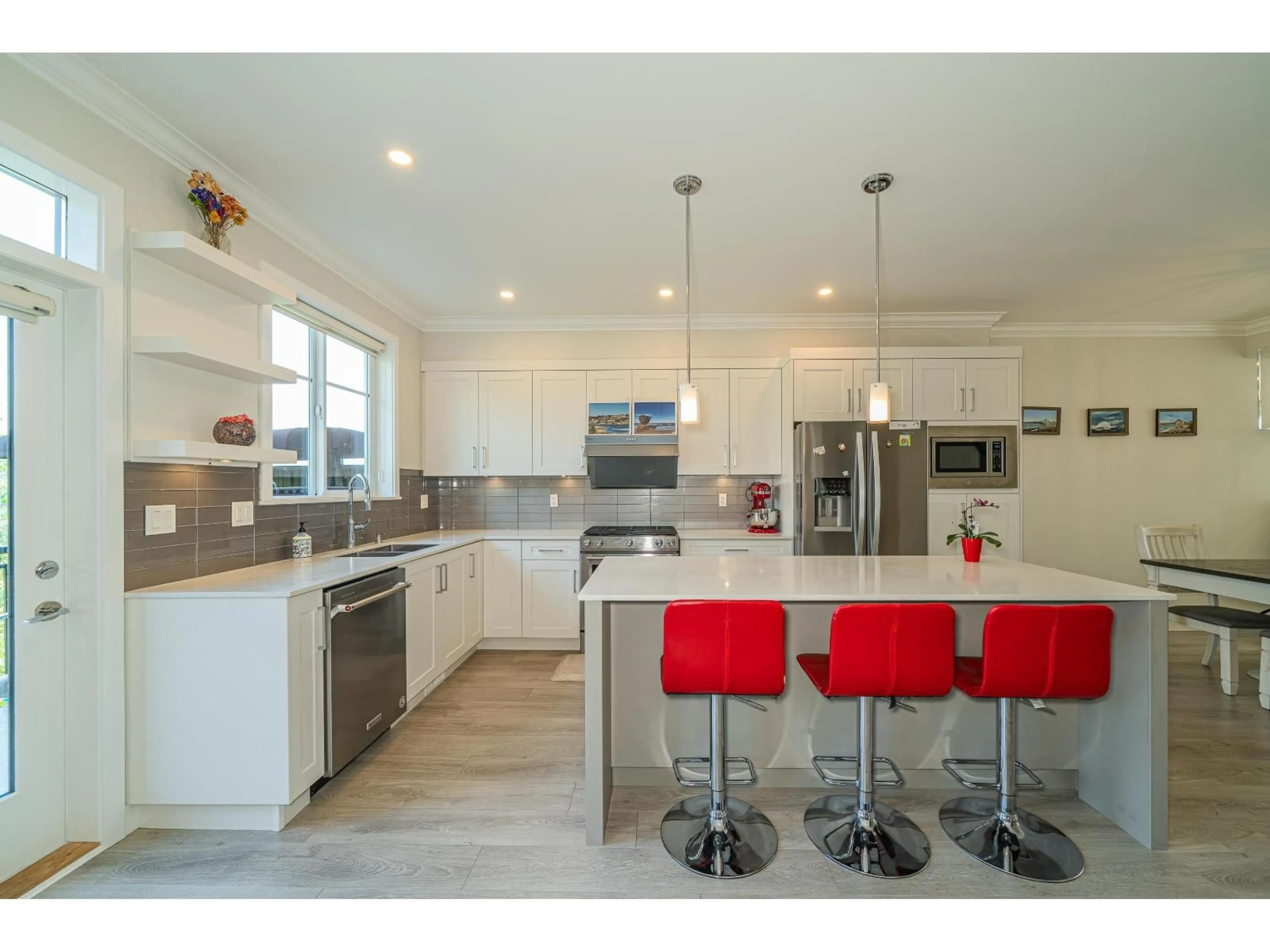 Open concept kitchen, unknown for 64 - 15665 MOUNTAIN VIEW, Surrey British Columbia V3Z0W8