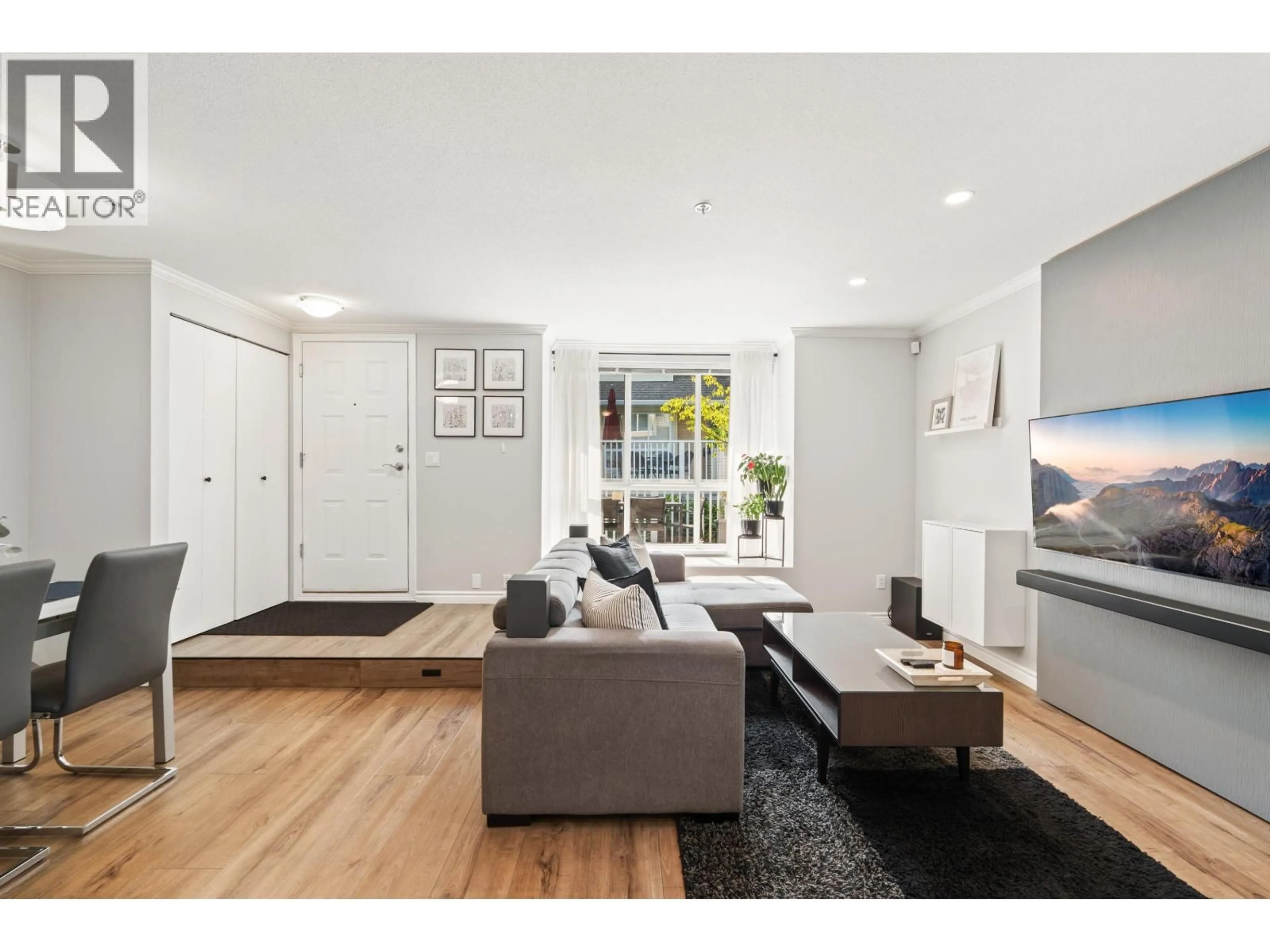 Living room with furniture, wood/laminate floor for 26 - 7128 STRIDE AVENUE, Burnaby British Columbia V3N1T5
