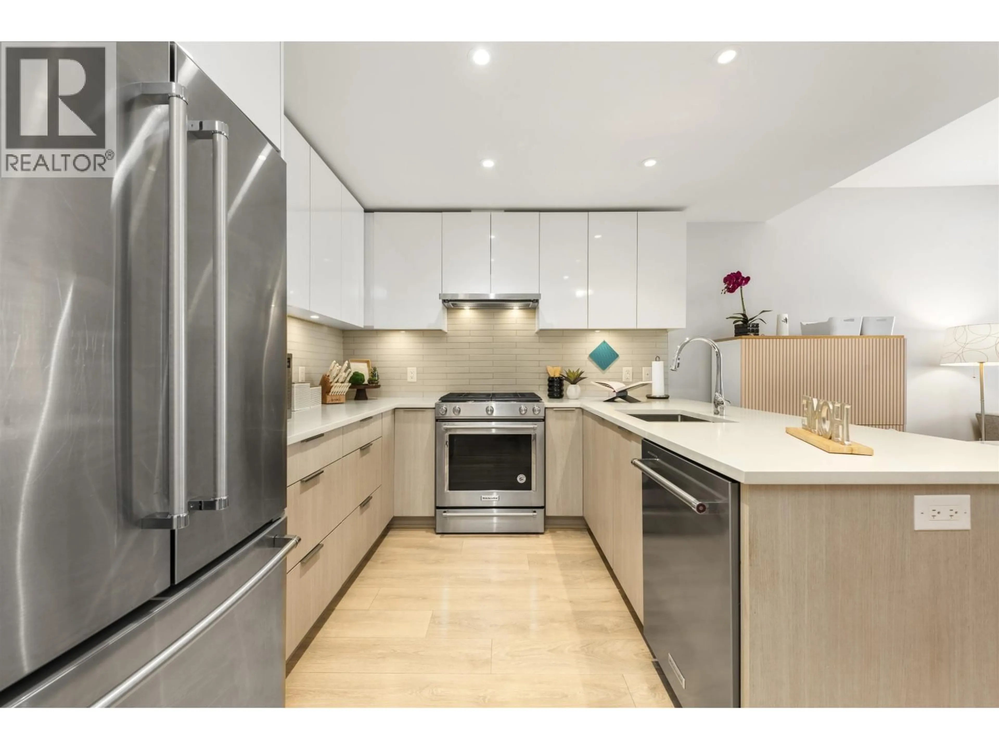 Unknown for 3574 SAWMILL CRESCENT, Vancouver British Columbia V5S0H5