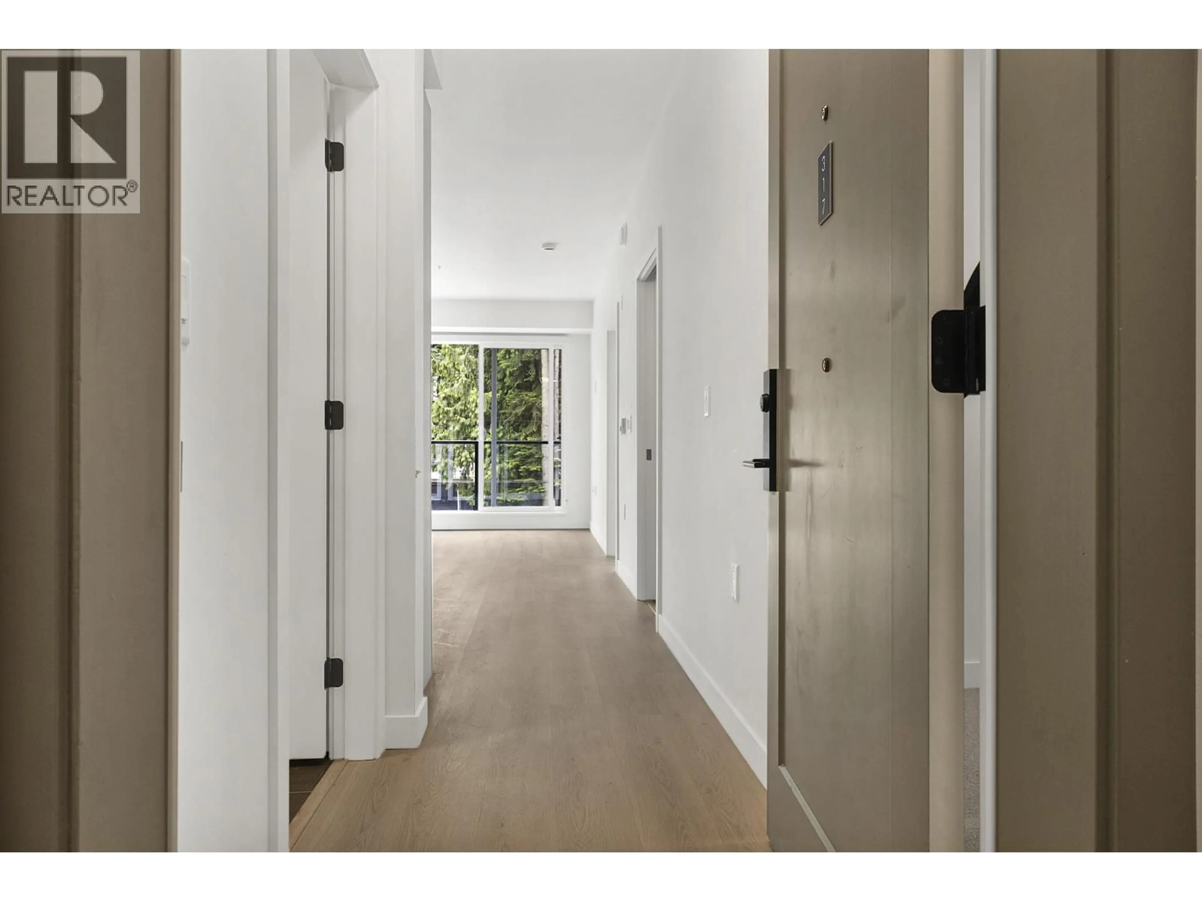 Indoor entryway for 317 - 2002 ST. GEORGE STREET, Port Moody British Columbia V3H0N4