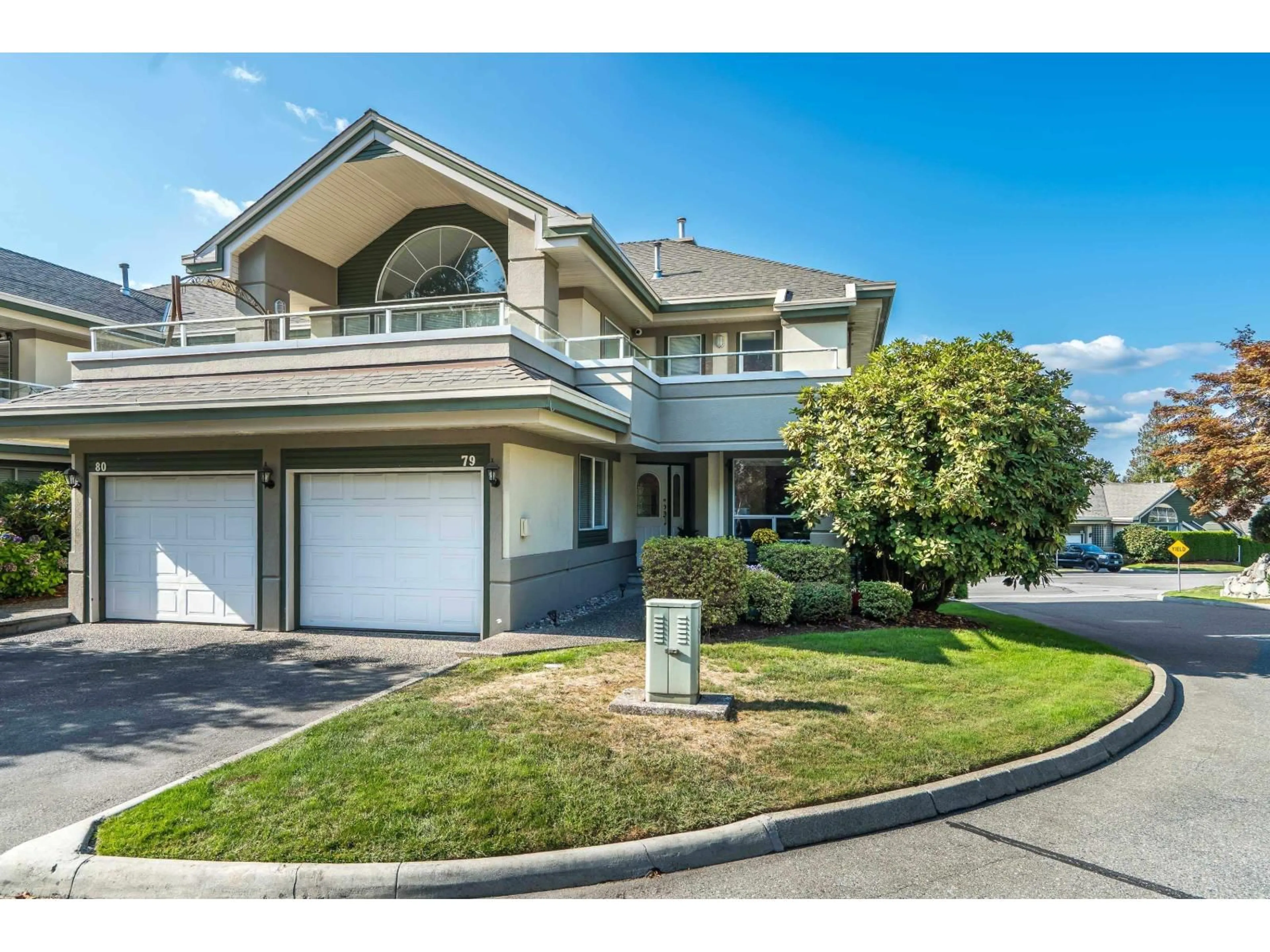 Home with vinyl exterior material, street for 79 - 4001 OLD CLAYBURN, Abbotsford British Columbia V3G1C5