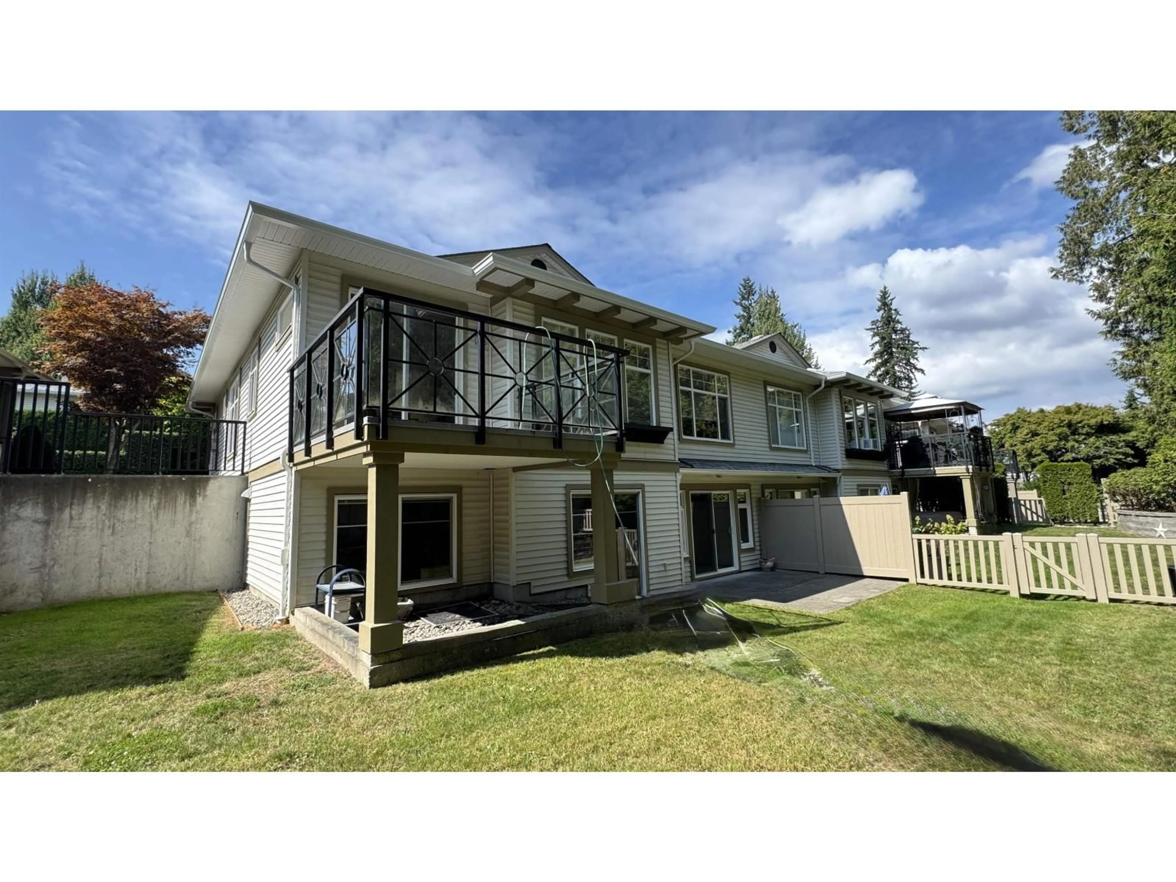A pic from outside/outdoor area/front of a property/back of a property/a pic from drone, building for #18 - 15188 62A, Surrey British Columbia V3S1W7