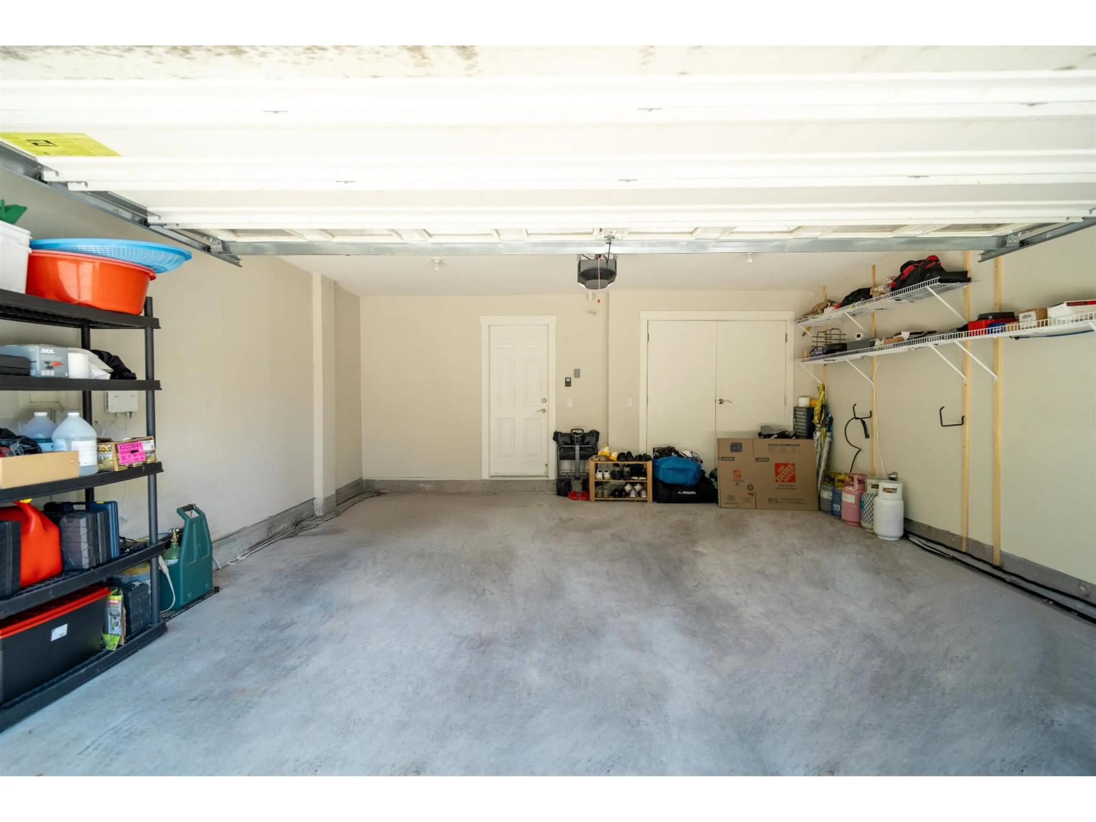 Indoor garage for 8 - 19932 70, Langley British Columbia V2Y3C6