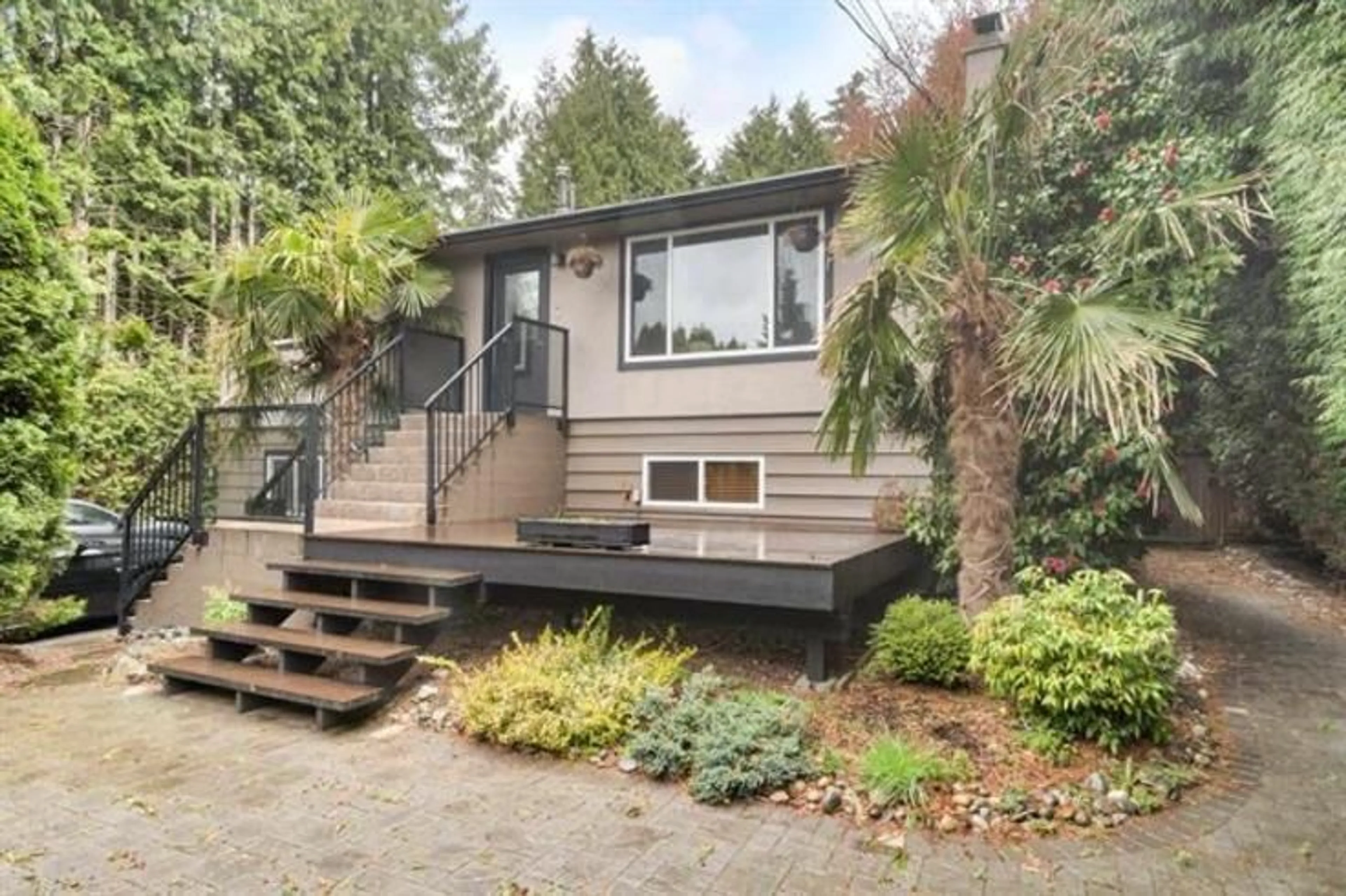 Home with vinyl exterior material, street for 14375 68, Surrey British Columbia V3W2H5