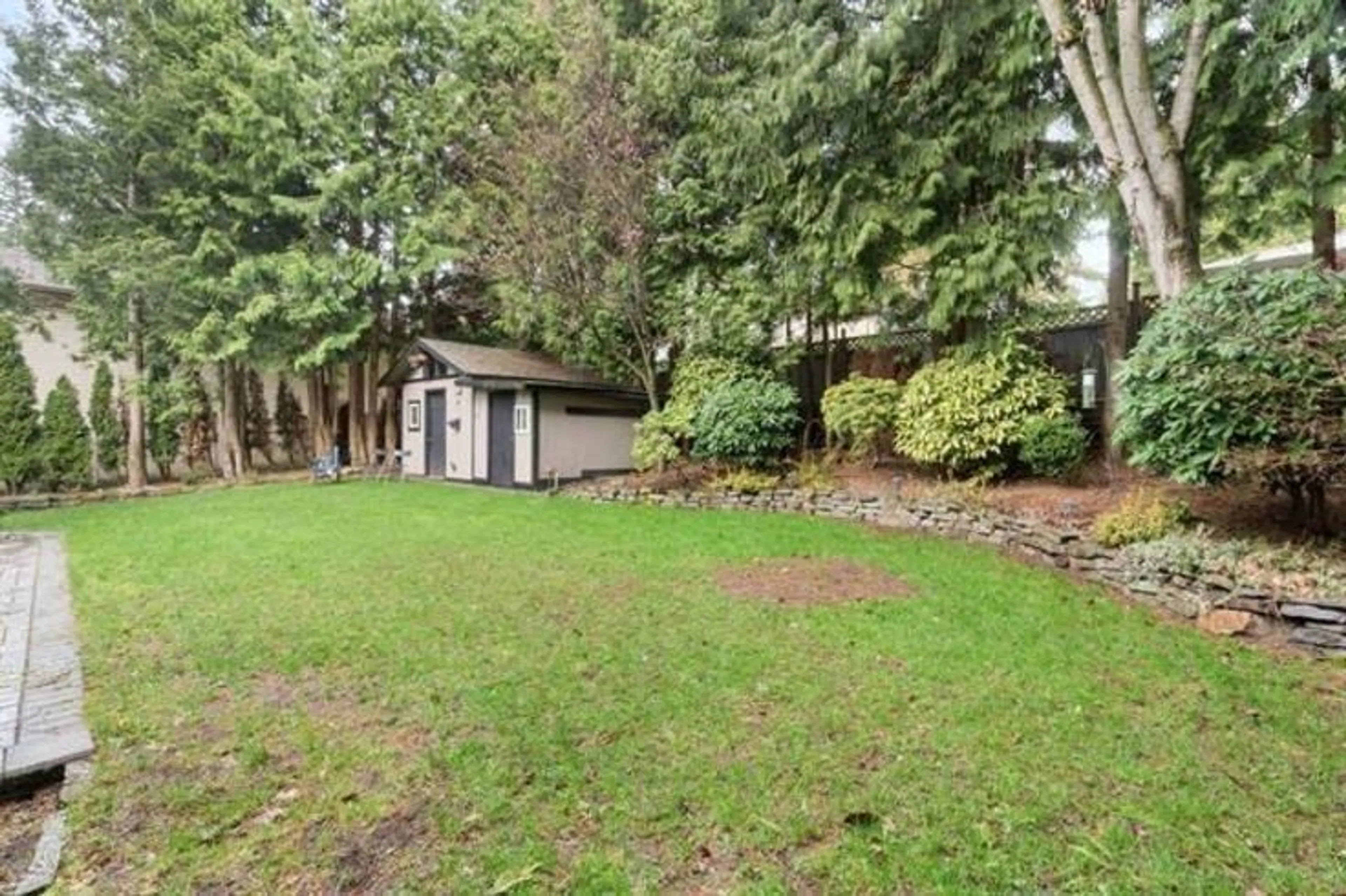 Patio, unknown for 14375 68, Surrey British Columbia V3W2H5