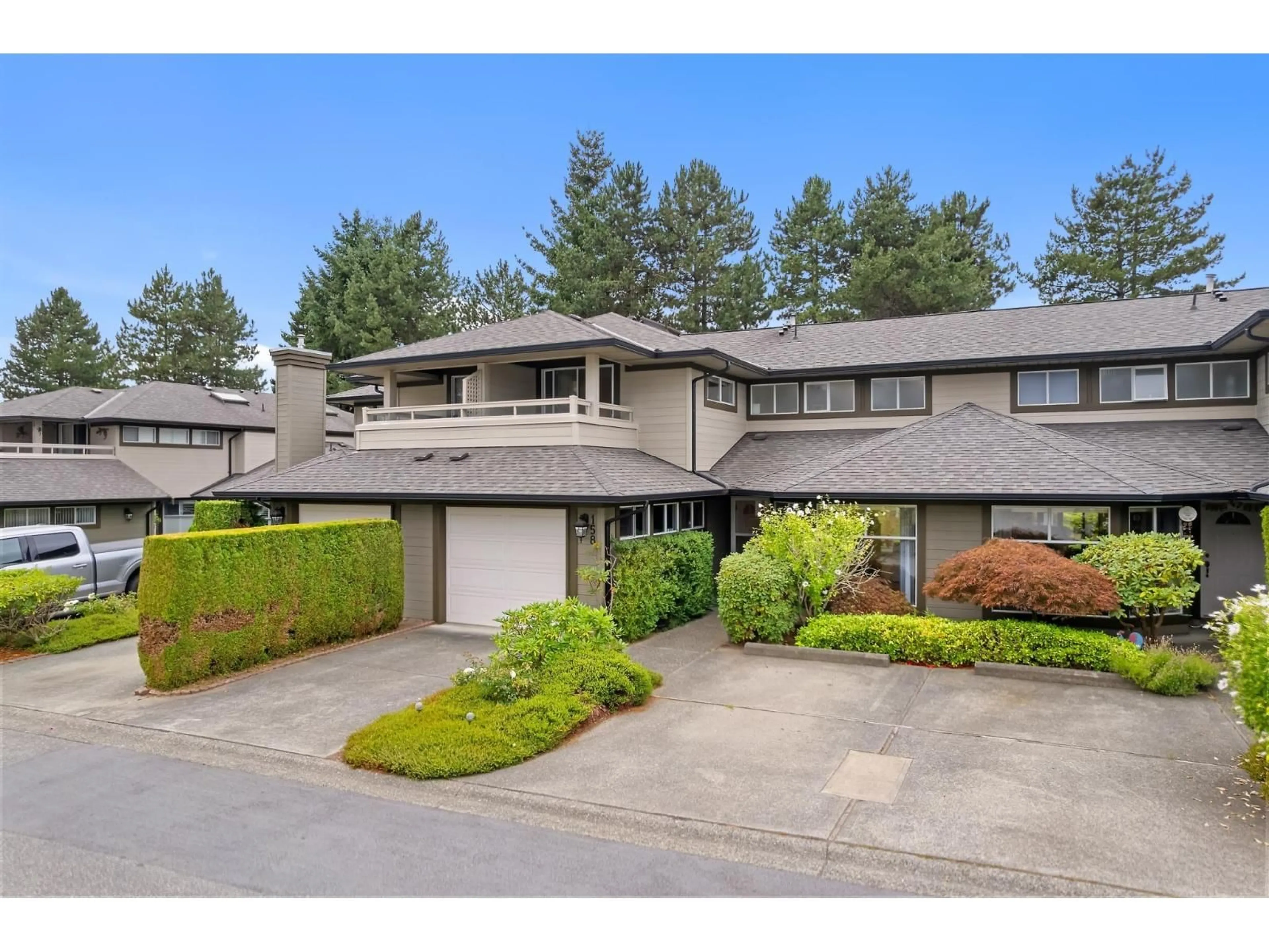 A pic from outside/outdoor area/front of a property/back of a property/a pic from drone, street for 158 - 16080 82, Surrey British Columbia V4N0N6