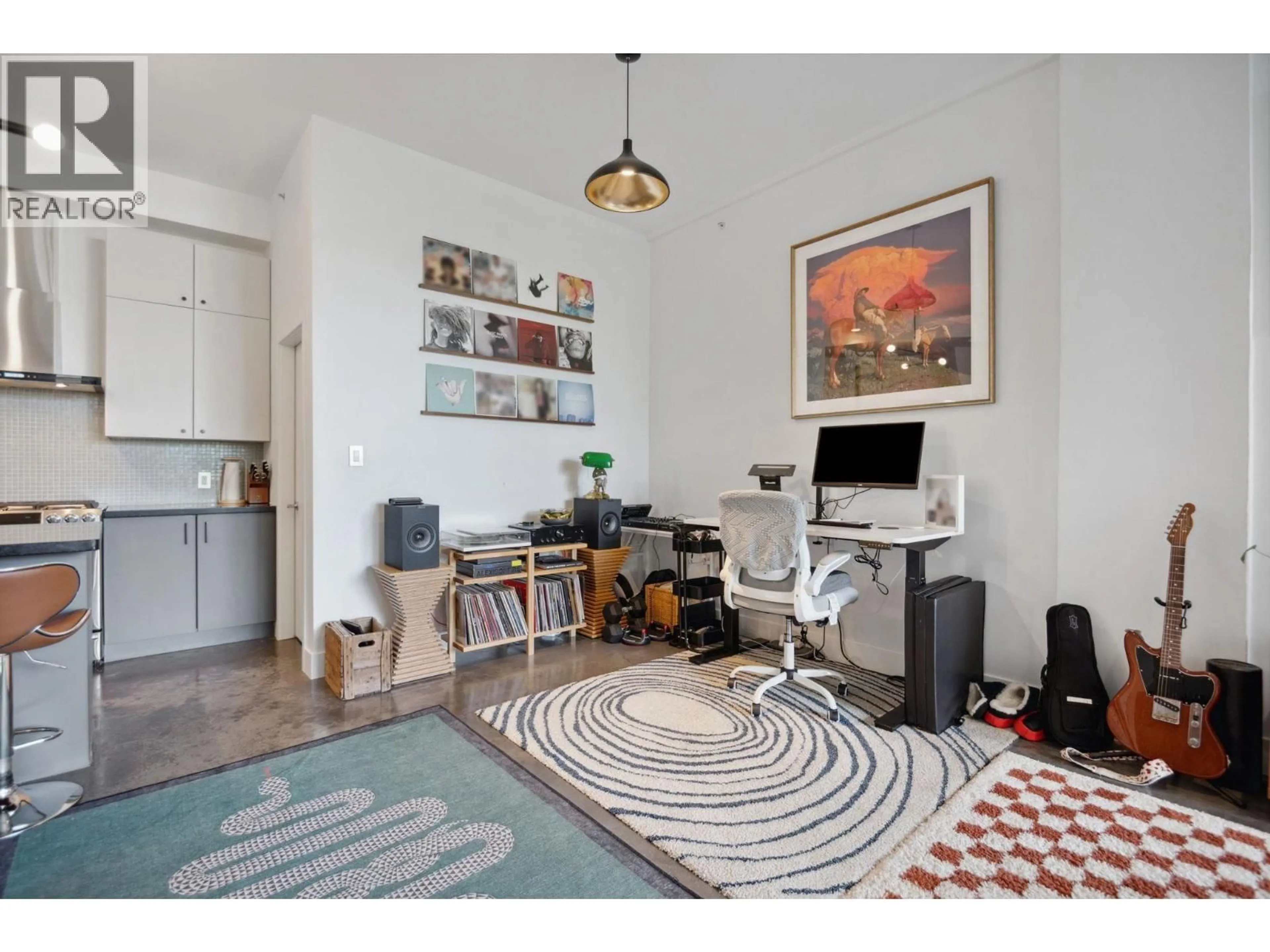 A pic of a room for 209 - 2635 PRINCE EDWARD STREET, Vancouver British Columbia V5T4V7