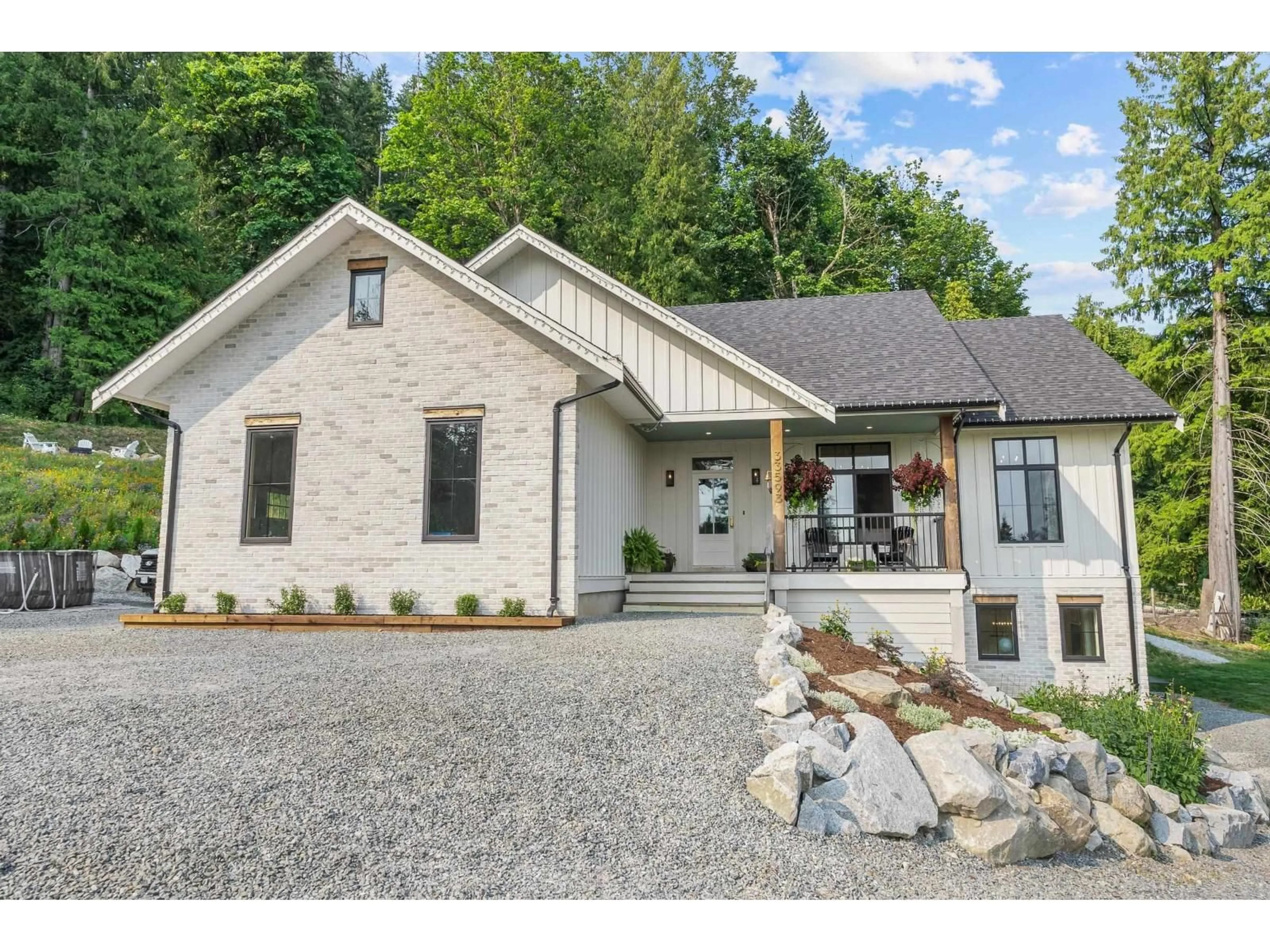Home with brick exterior material, mountain view for 33593 RICHARDS, Mission British Columbia V2V7E4