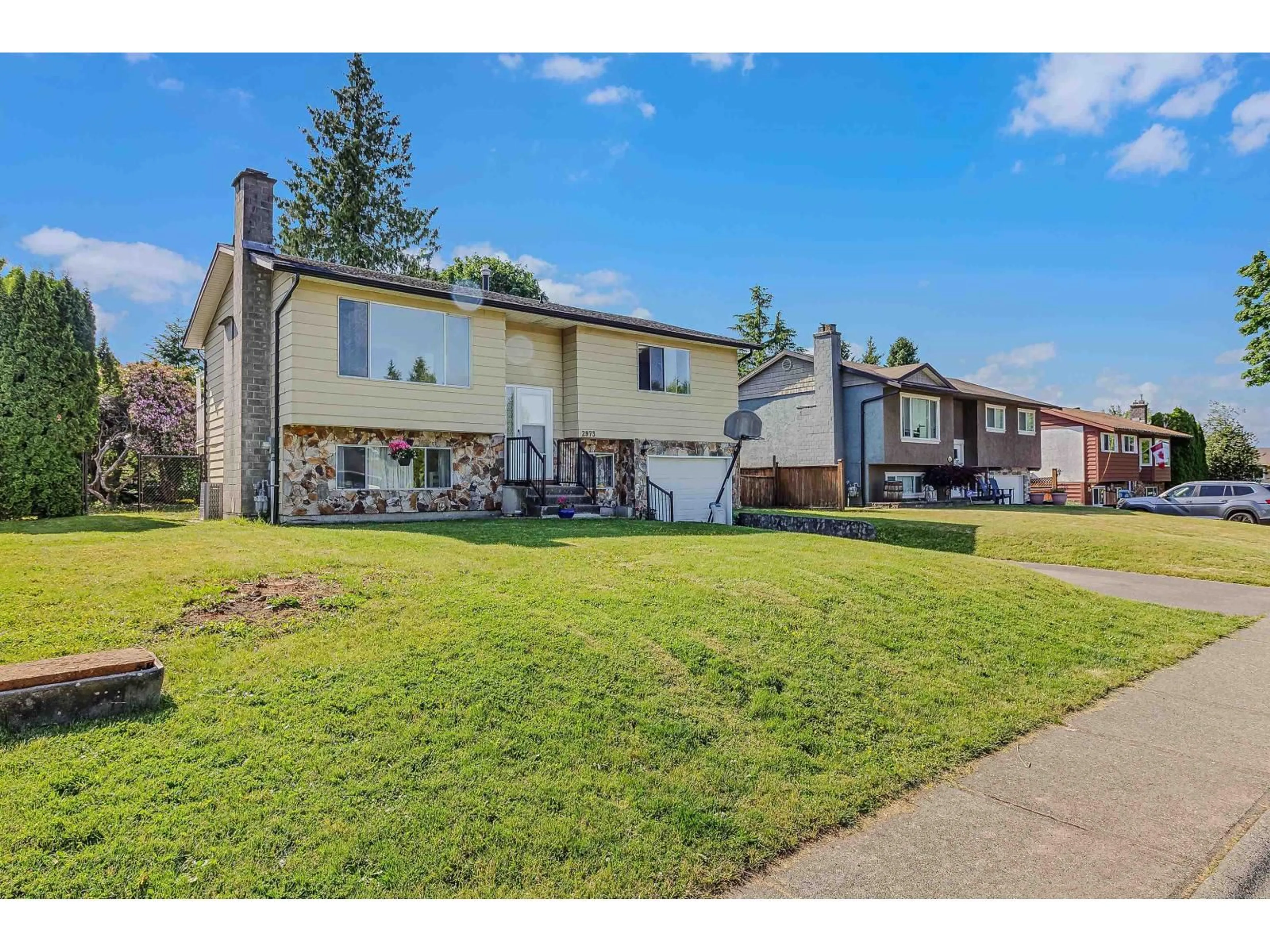 Home with vinyl exterior material, street for 2973 265A, Langley British Columbia V4W3B6