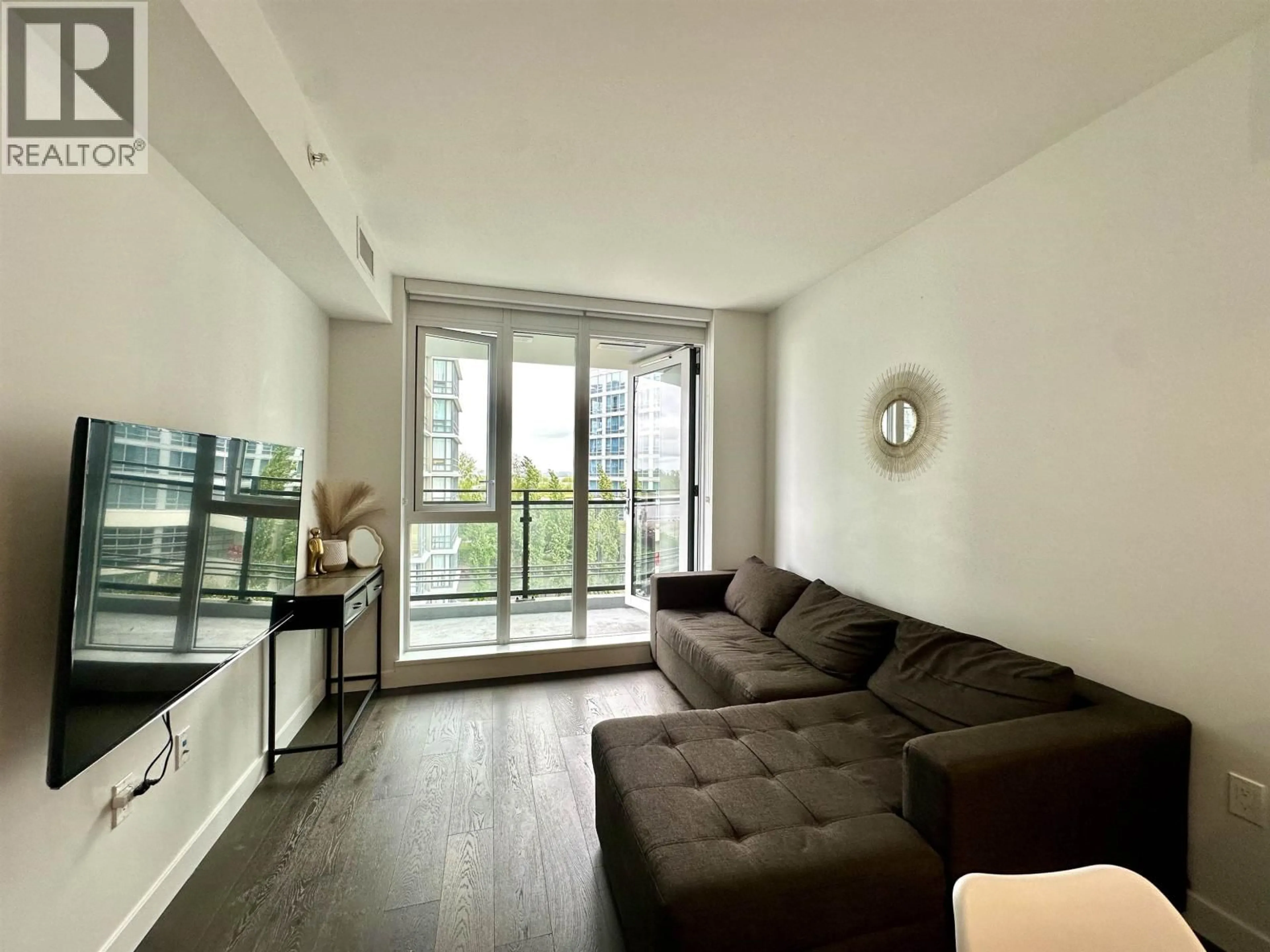 Living room with furniture, unknown for 812 - 3200 CORVETTE WAY, Richmond British Columbia V6X0T8