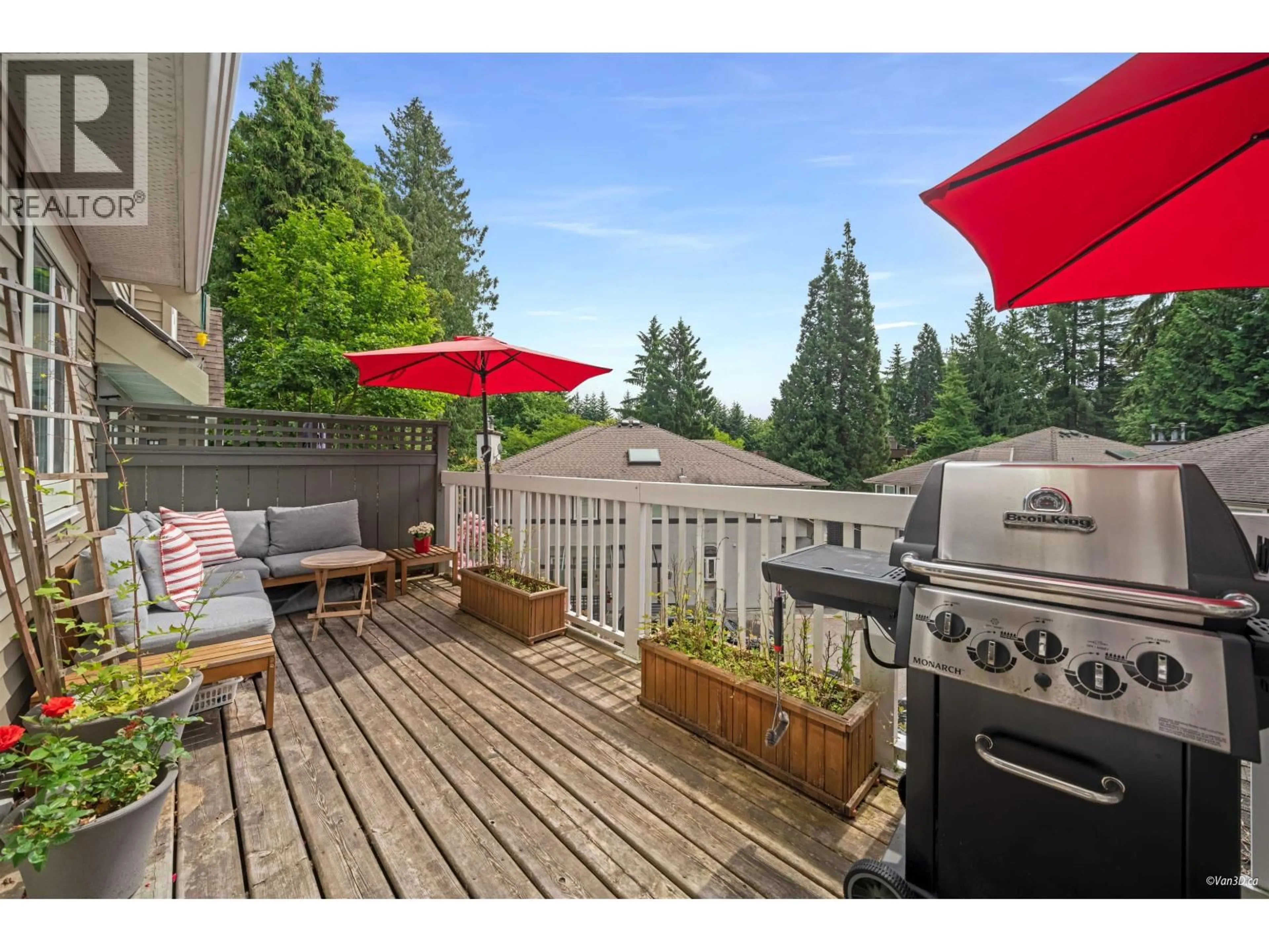 Patio, unknown for 1071 LYNN VALLEY ROAD, North Vancouver British Columbia V7J1Z6