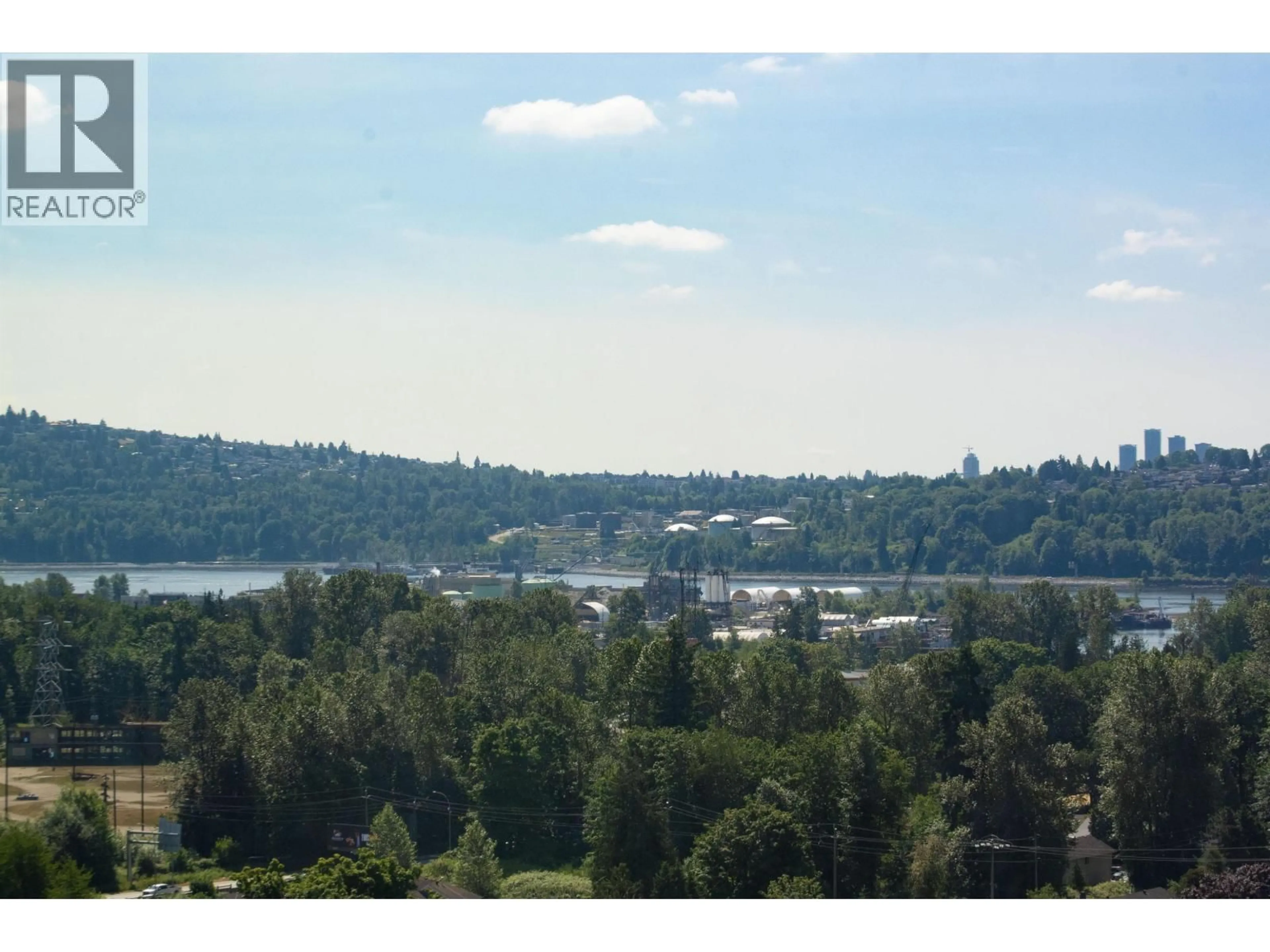 Blurry image for 1807 - 1500 FERN STREET, North Vancouver British Columbia V7J0E6