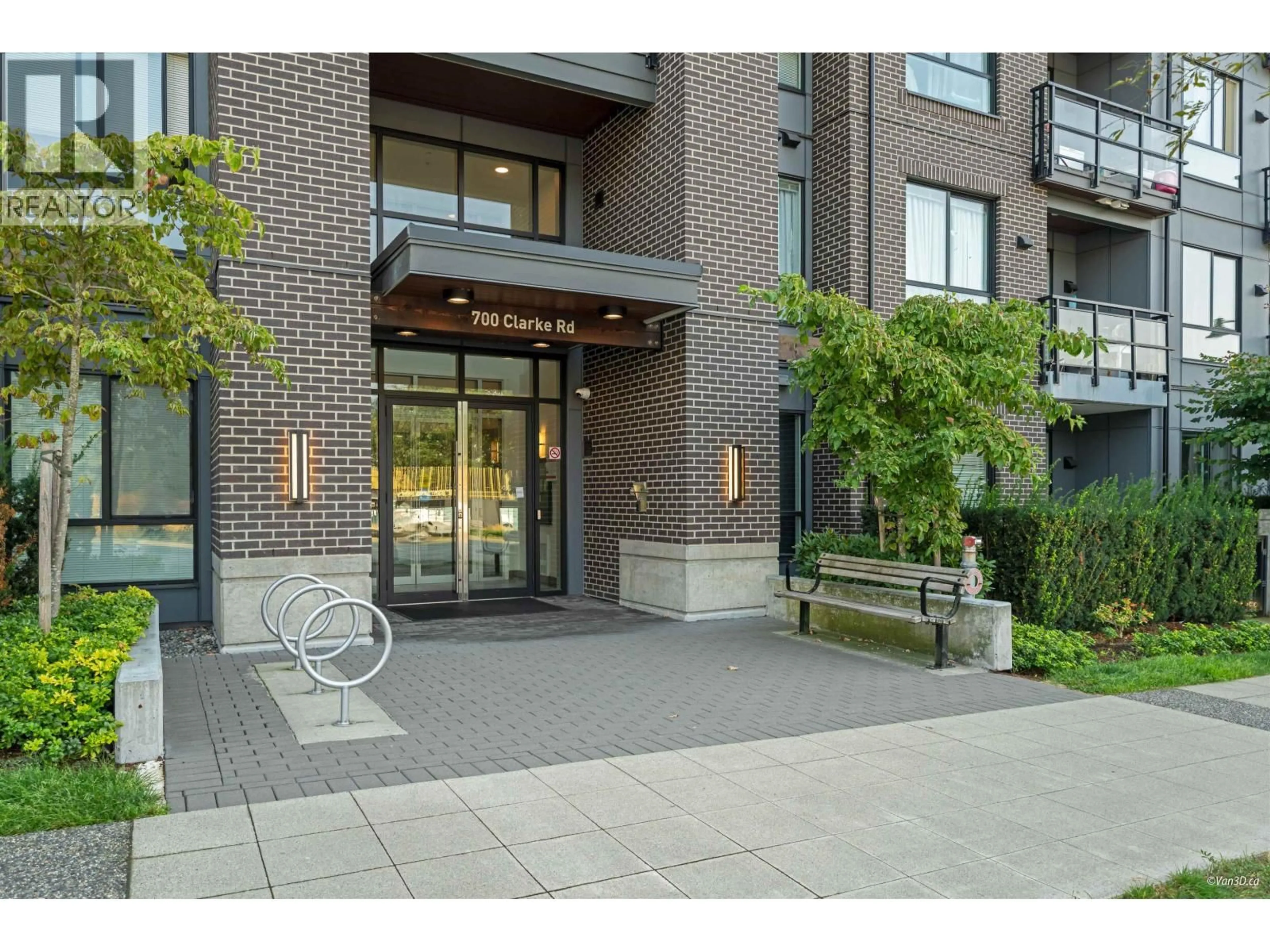 Indoor foyer for 603 - 700 CLARKE ROAD, Coquitlam British Columbia V3J0K5