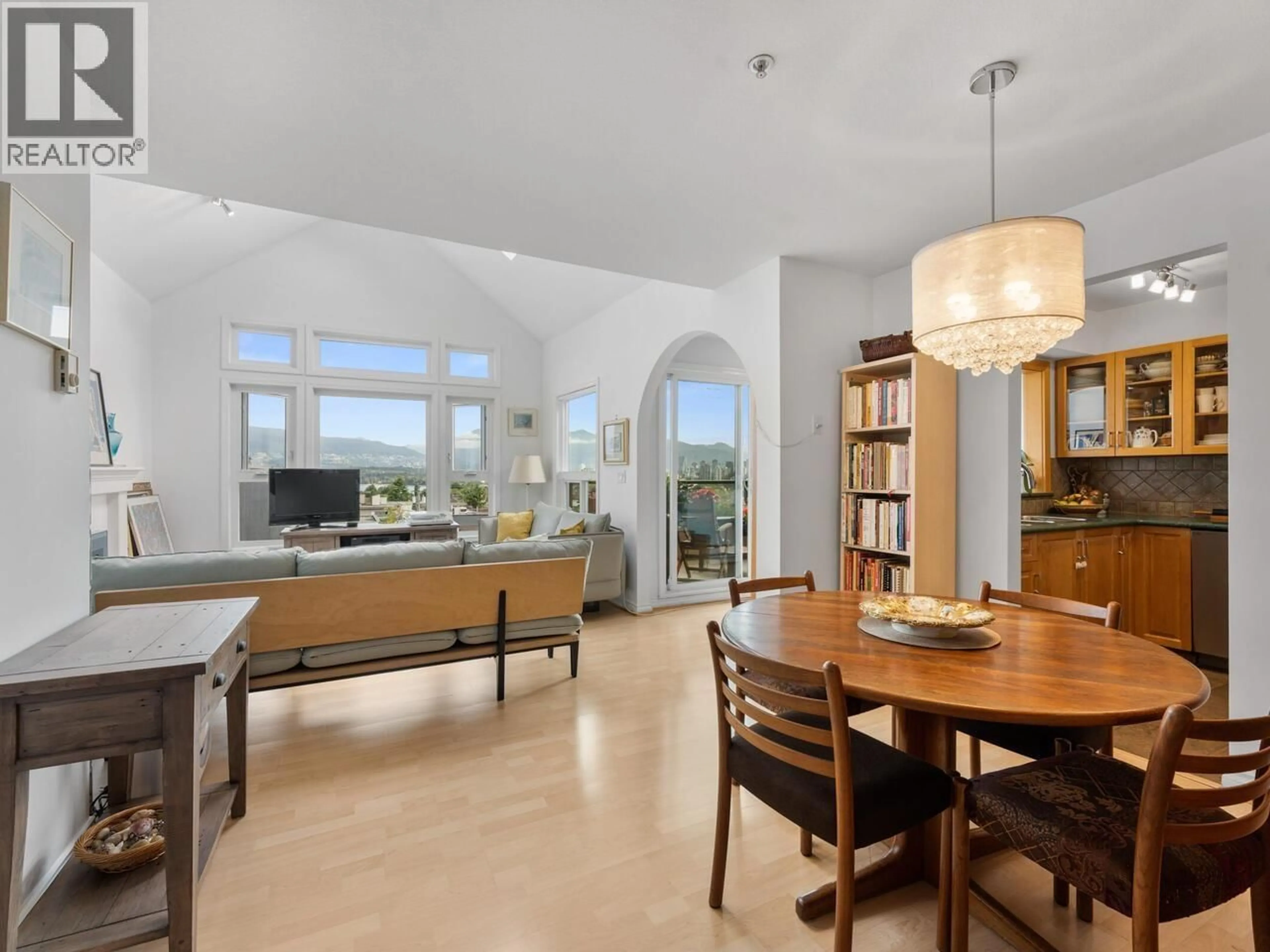 Unknown for 404 - 2121 5TH AVENUE, Vancouver British Columbia V6K1S1