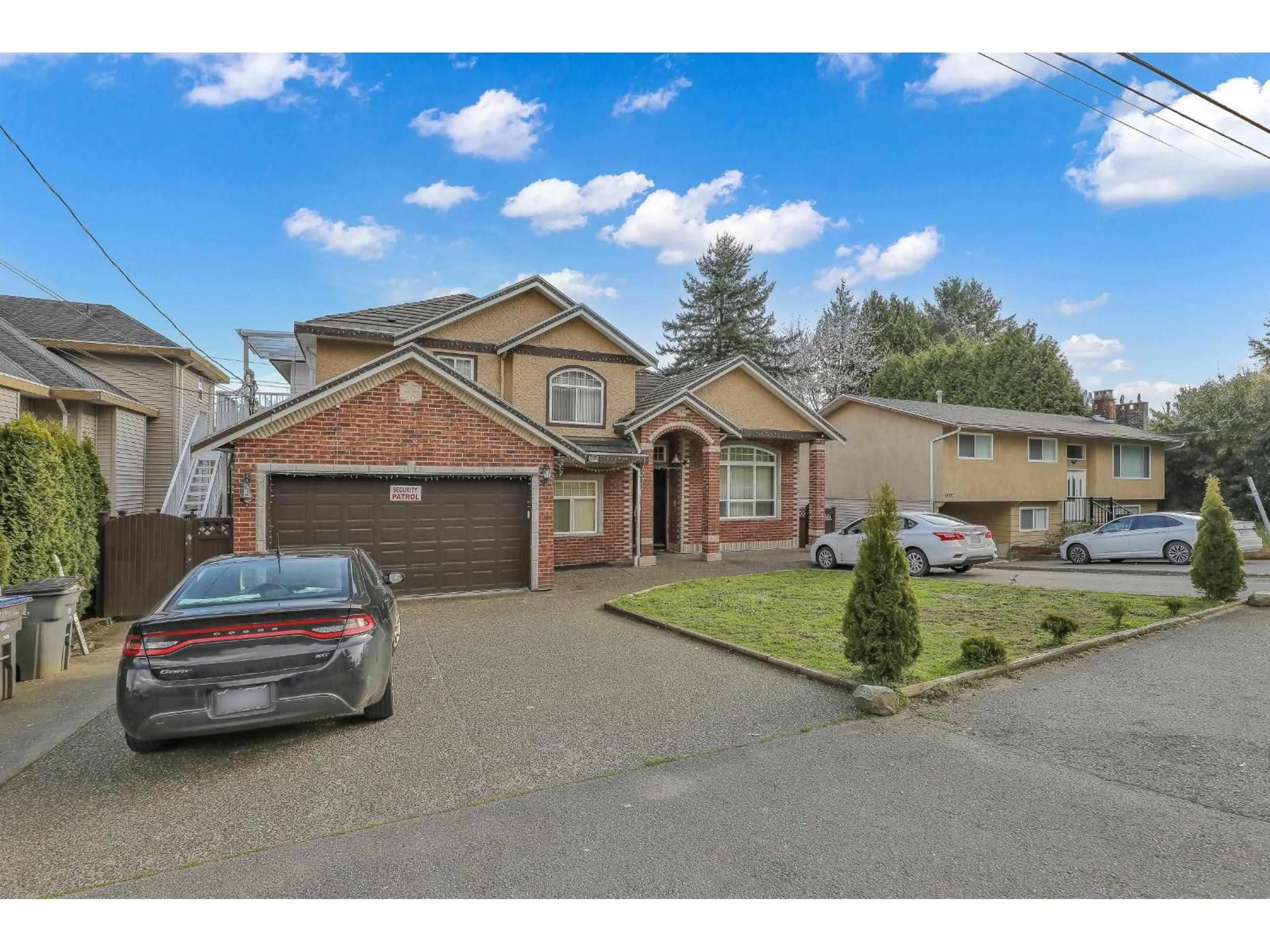 A pic from outside/outdoor area/front of a property/back of a property/a pic from drone, street for 14078 68, Surrey British Columbia V3W2H2