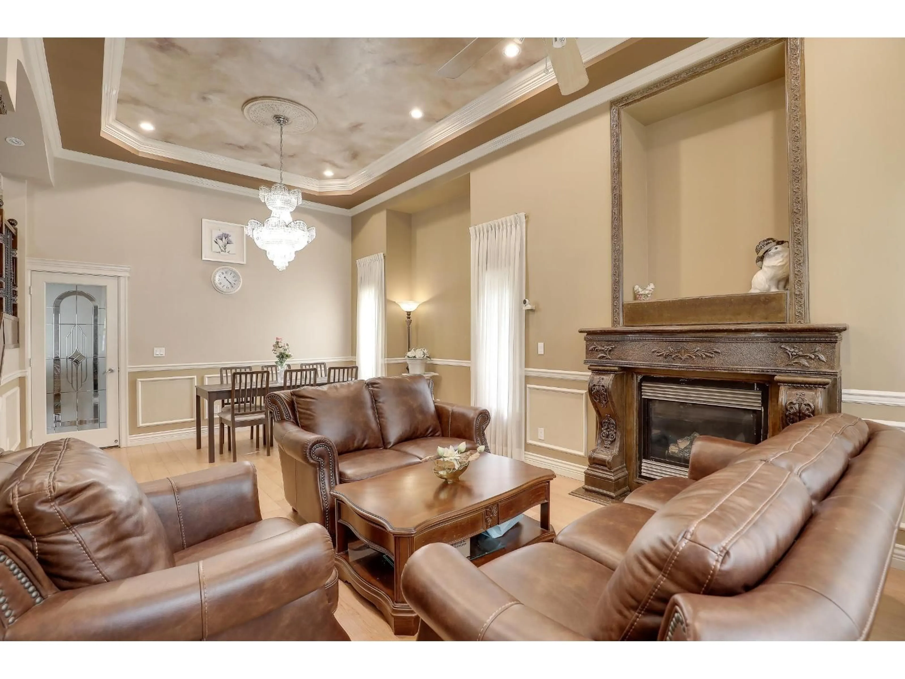Living room with furniture, unknown for 14078 68, Surrey British Columbia V3W2H2