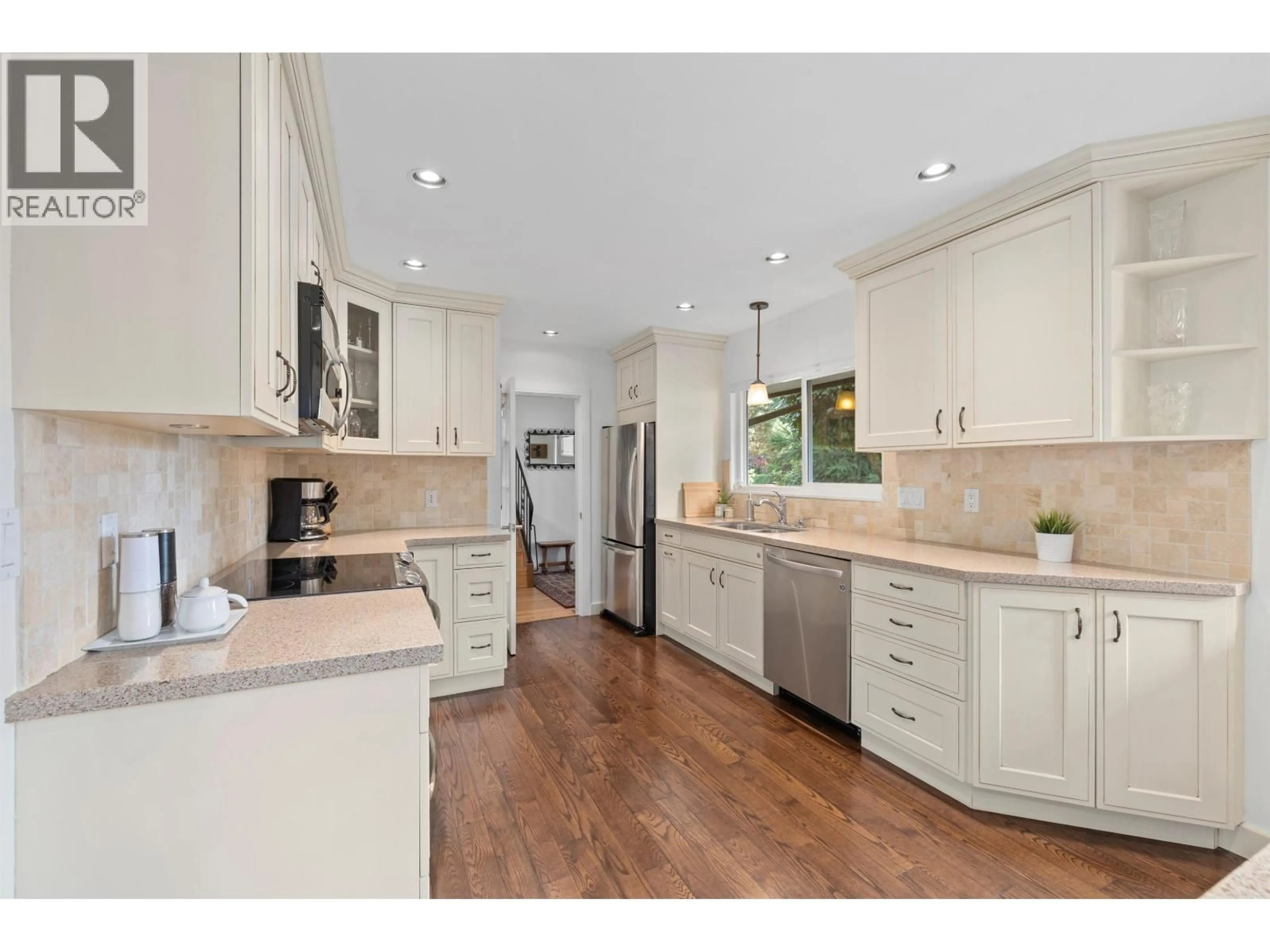 Open concept kitchen, unknown for 5259 12 AVENUE, Delta British Columbia V4M2B1