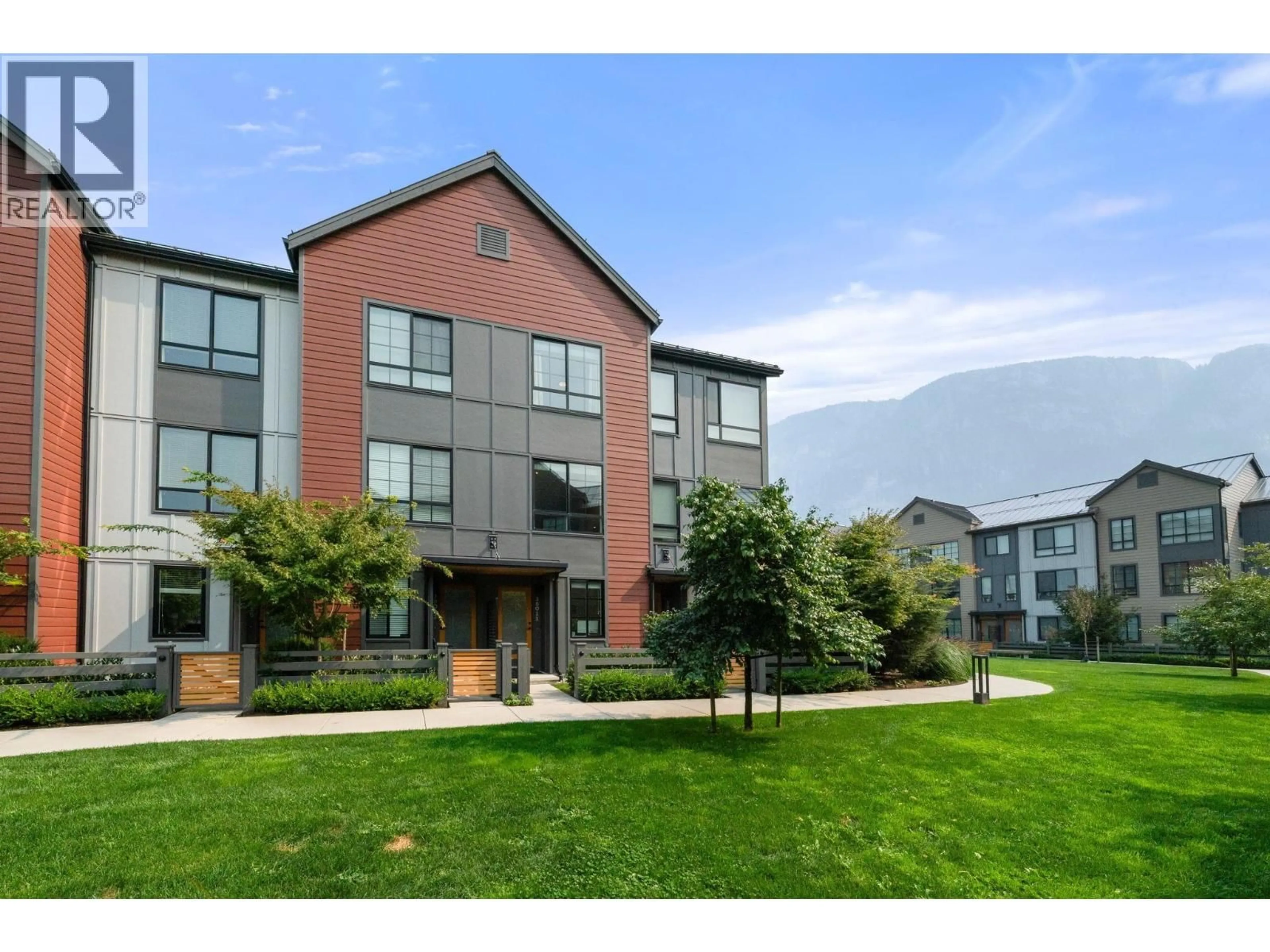 Unknown for 38011 KEEL WAY, Squamish British Columbia V8B2A1