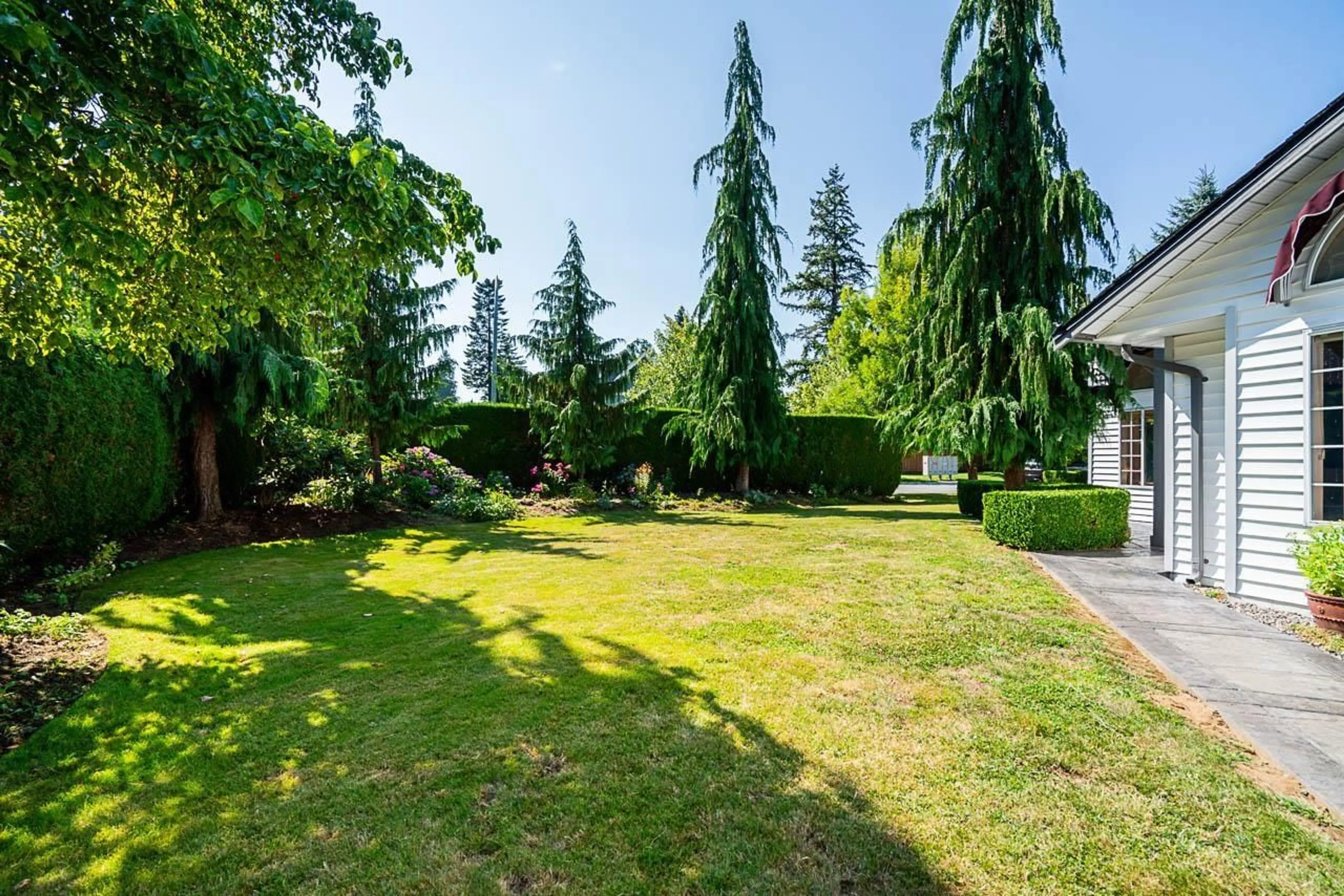 Patio, forest/trees view for 20561 93A, Langley British Columbia V1M1Z1