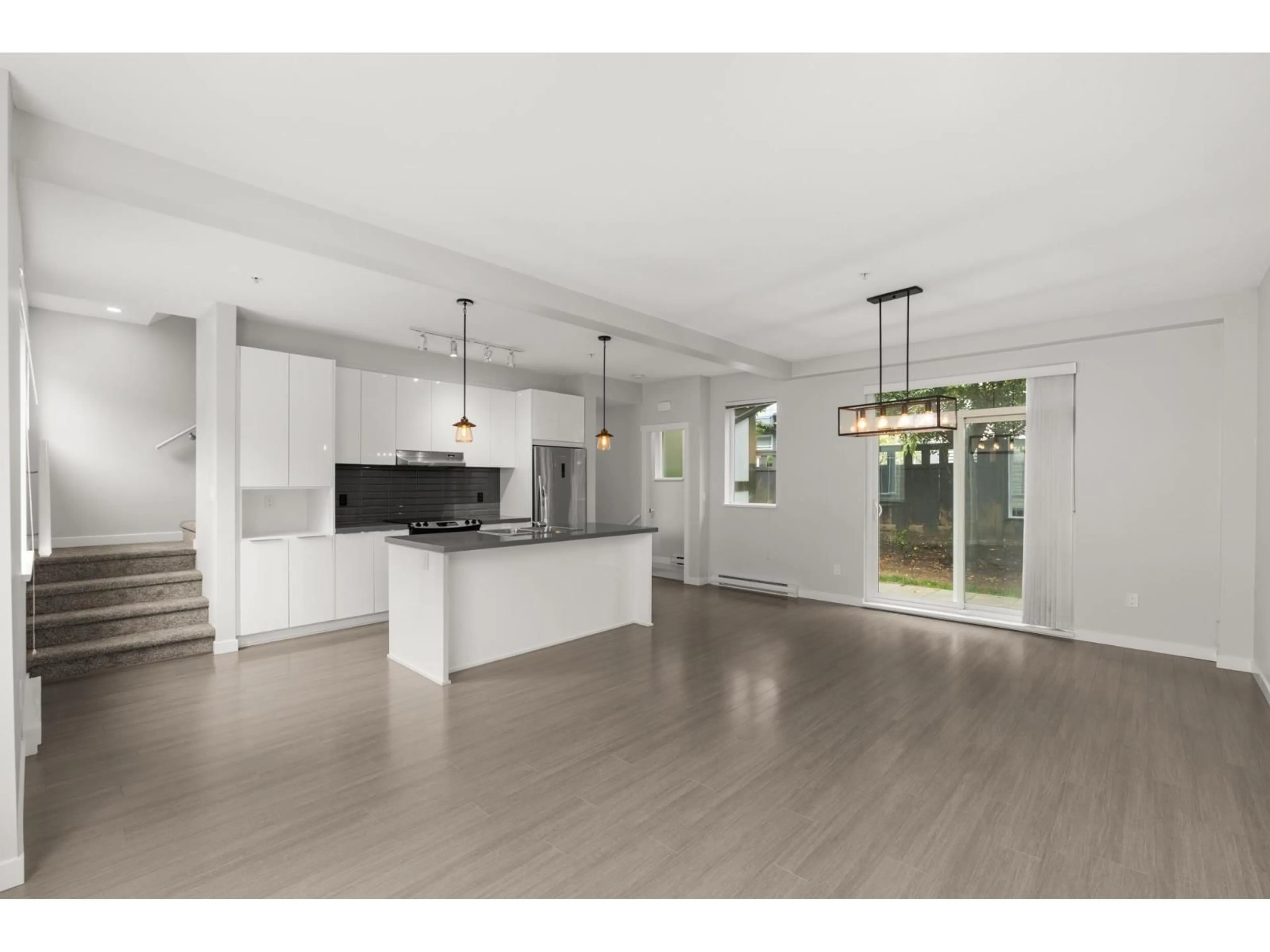 Open concept kitchen, unknown for 94 - 8138 204, Langley British Columbia V2Y0T4