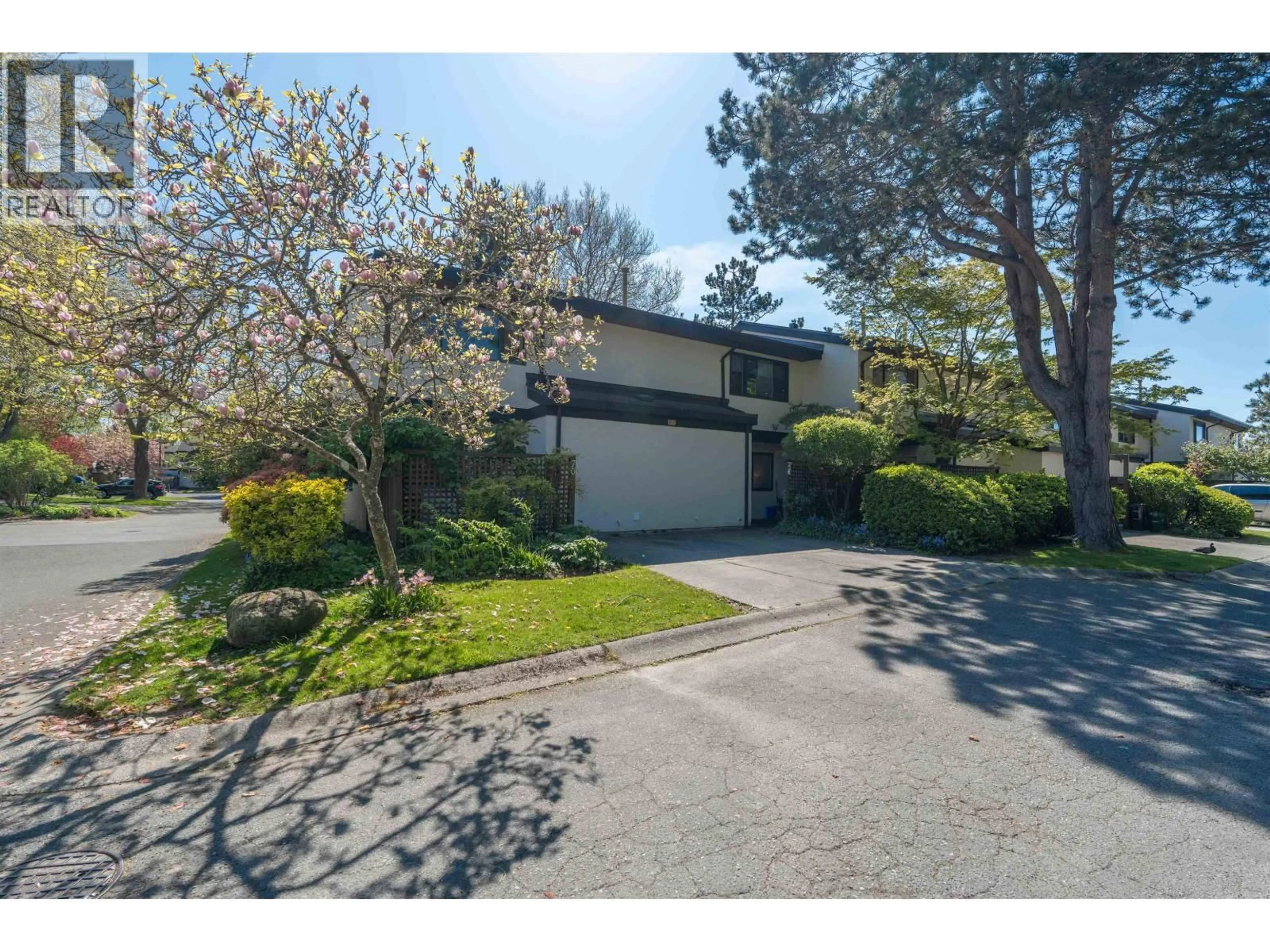 A pic from outside/outdoor area/front of a property/back of a property/a pic from drone, street for 71 - 11491 7TH AVENUE, Richmond British Columbia V7E4J5