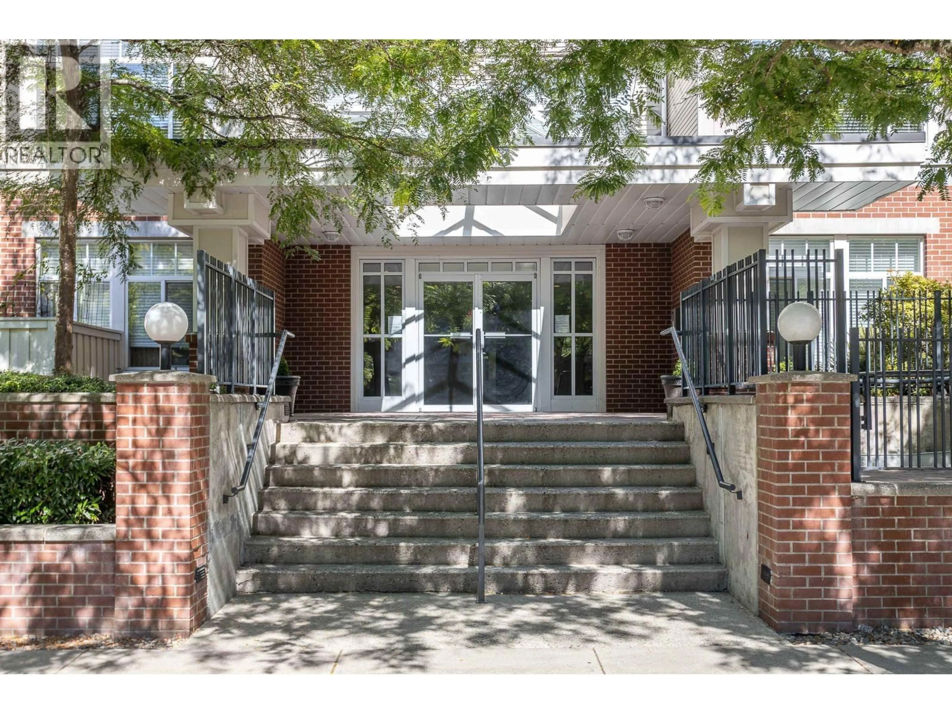 Indoor foyer for 302 - 2353 MARPOLE AVENUE, Port Coquitlam British Columbia V3C2A1