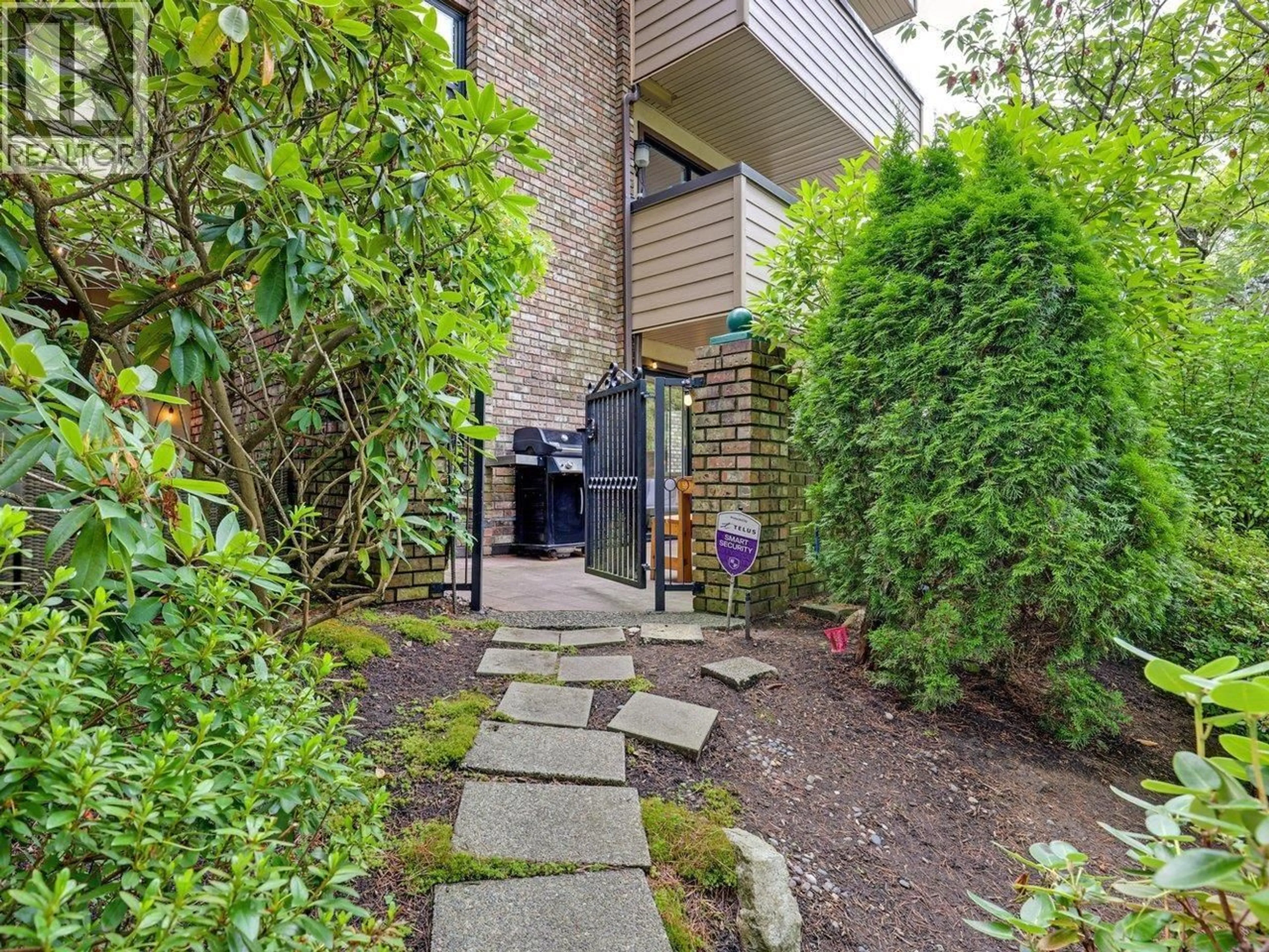 Patio, street for 102 - 1266 13TH AVENUE, Vancouver British Columbia V6H1N6