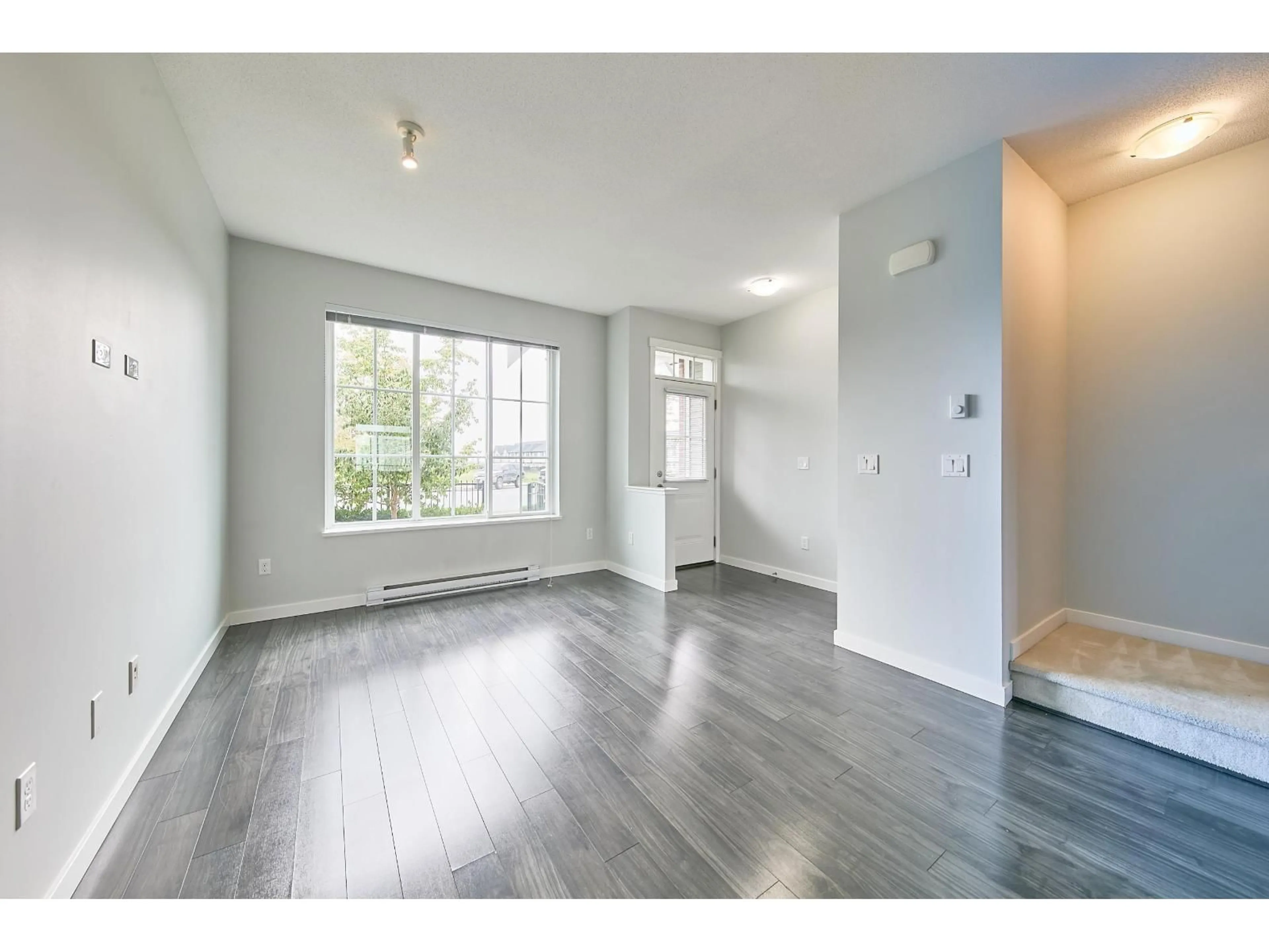 A pic of a room for 110 - 30989 WESTRIDGE, Abbotsford British Columbia V2T0E7