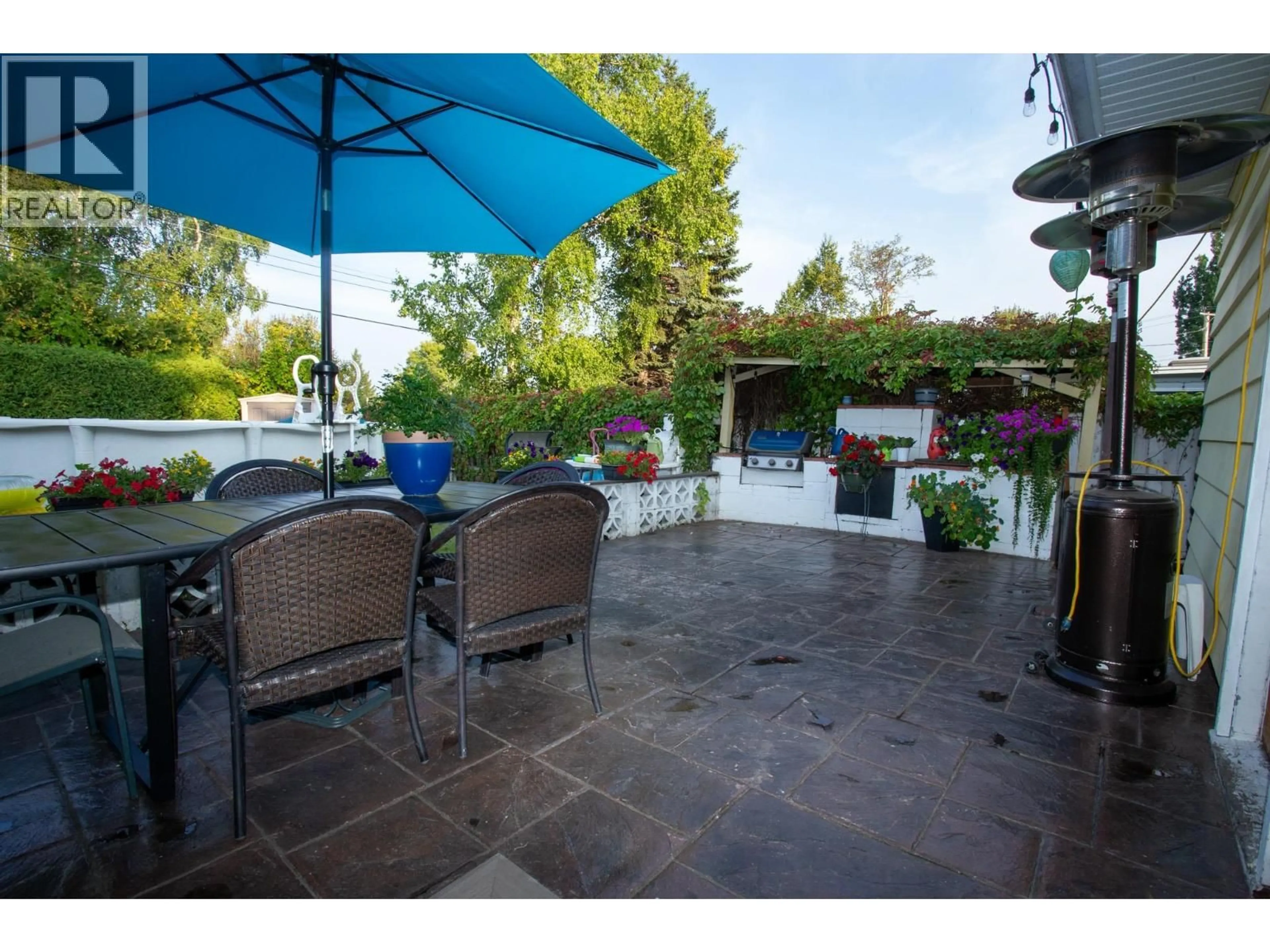 Patio, street for 2938 NECHAKO DRIVE, Prince George British Columbia V2M3A8