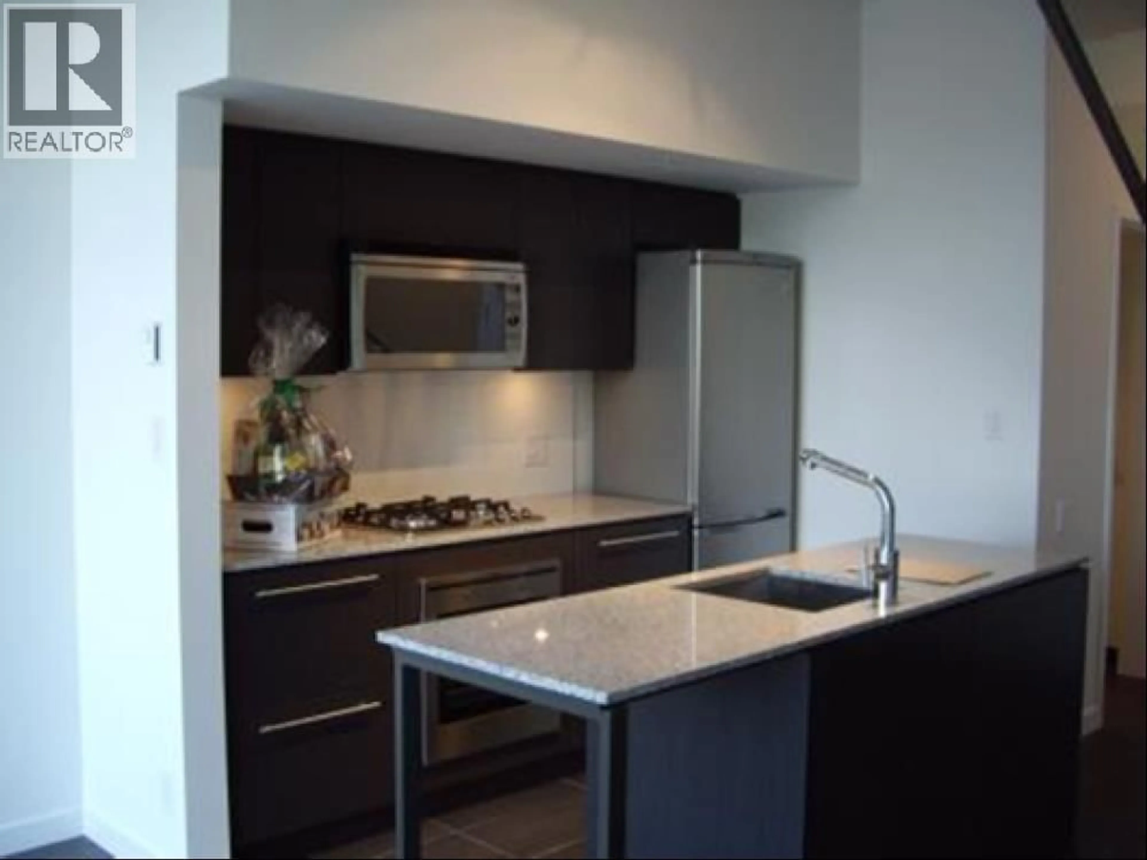 Unknown for 209 - 522 8TH AVENUE, Vancouver British Columbia V5Z0A9