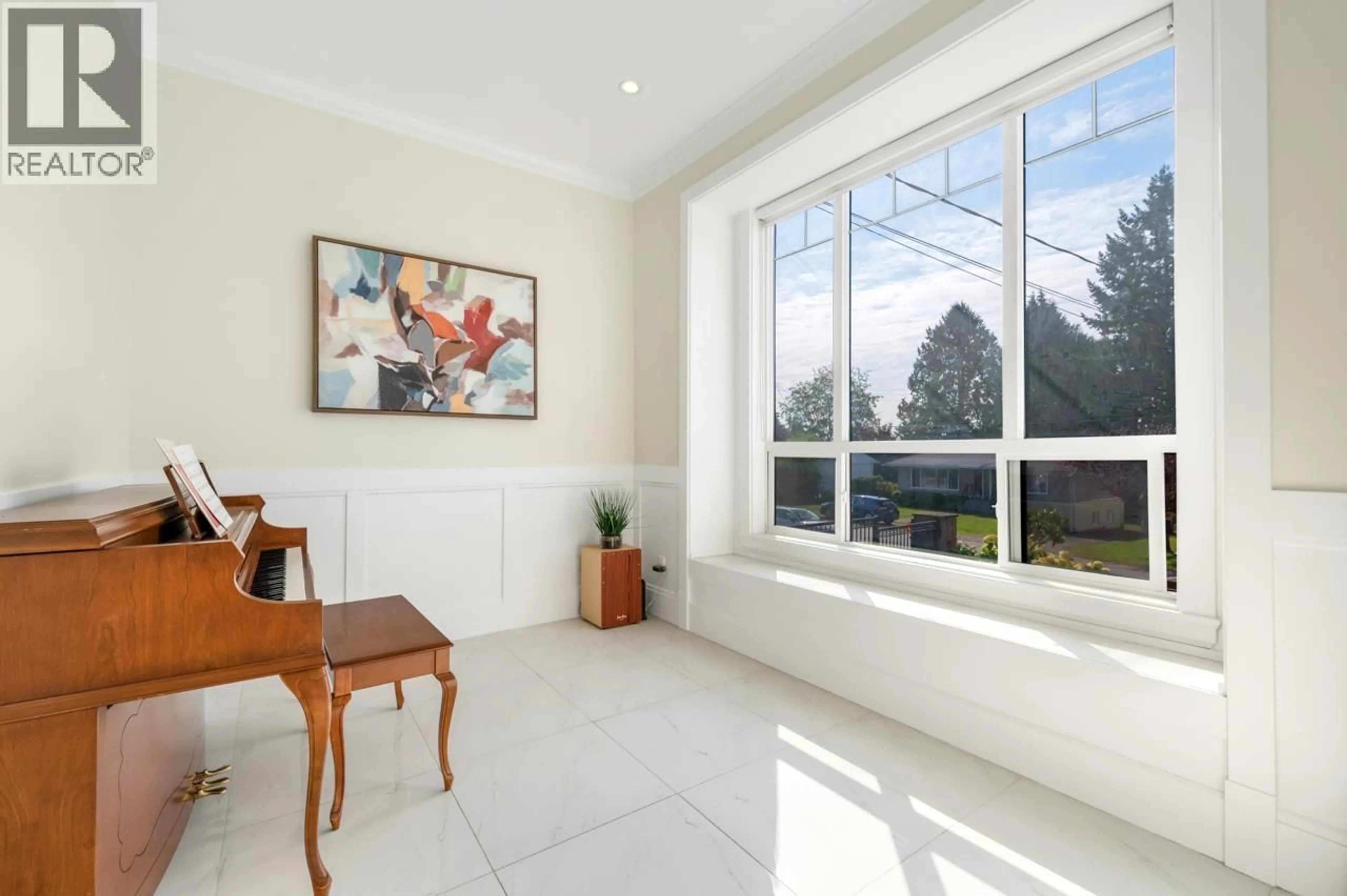 Unknown for 4215 WATLING STREET, Burnaby British Columbia V5J1V4