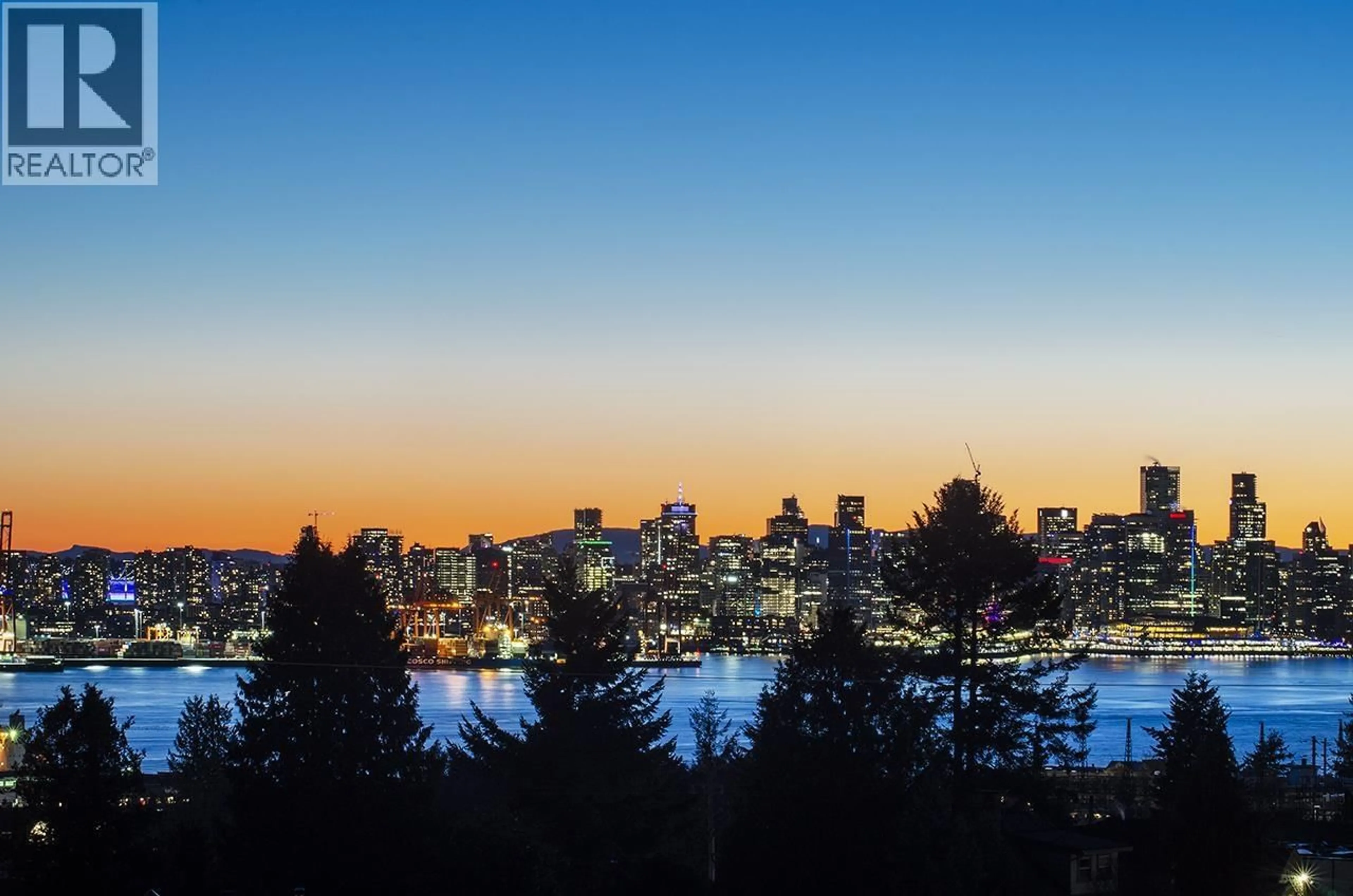 Blurry image for 615 6TH STREET, North Vancouver British Columbia V7L1R4