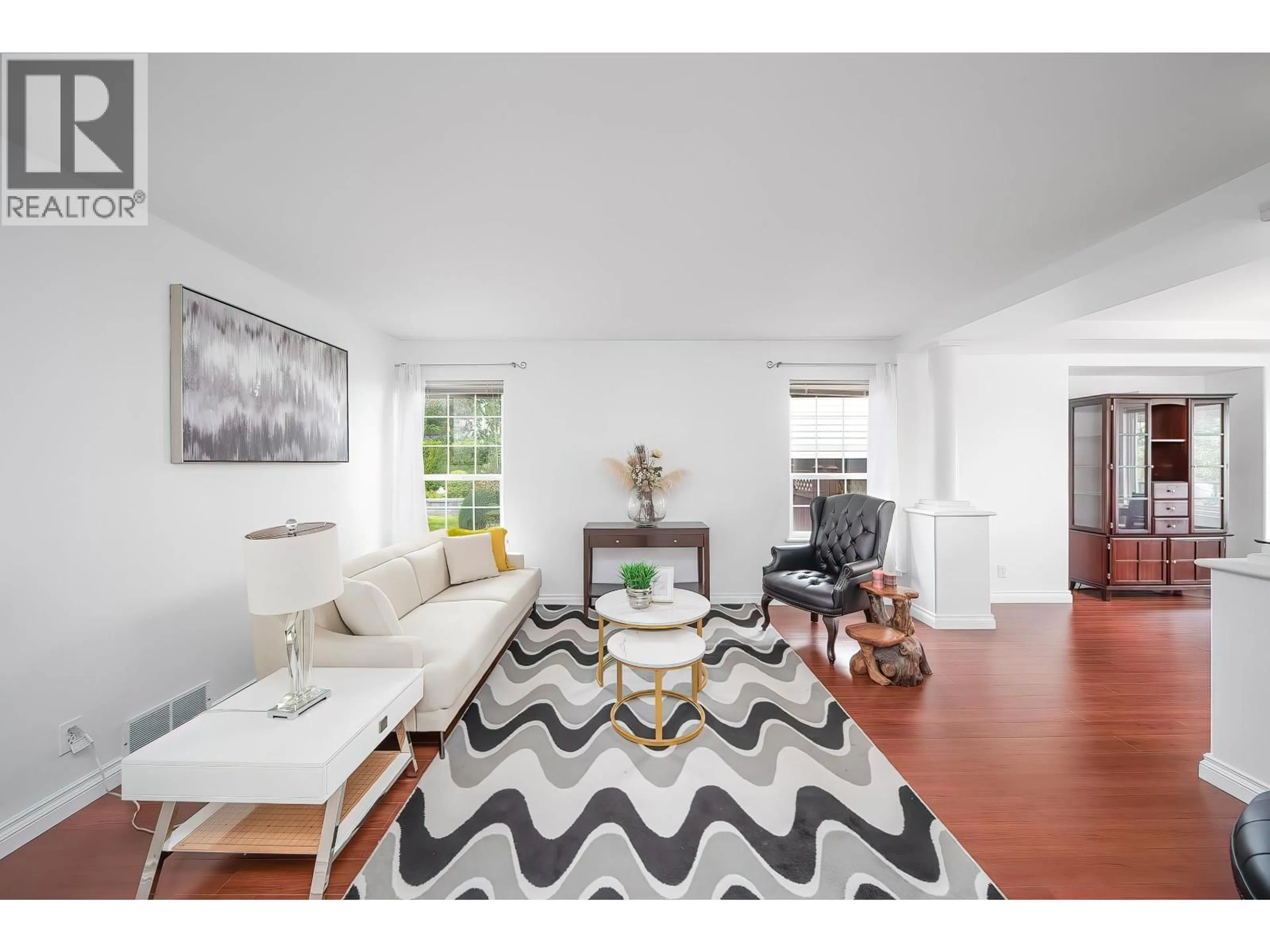 Living room with furniture, unknown for 1555 ALPINE LANE, Coquitlam British Columbia V3E3A5