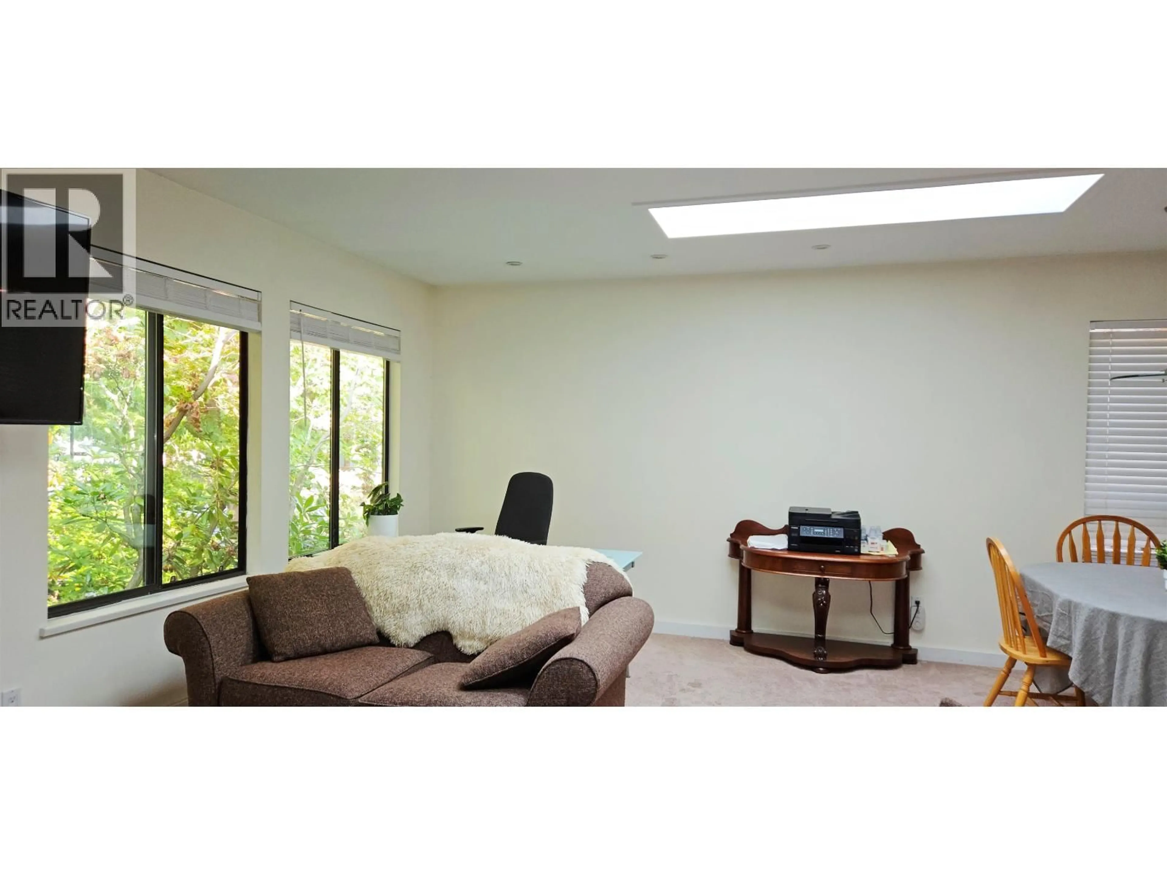 A pic of a room for 2214 14TH AVENUE, Vancouver British Columbia V6K2W1