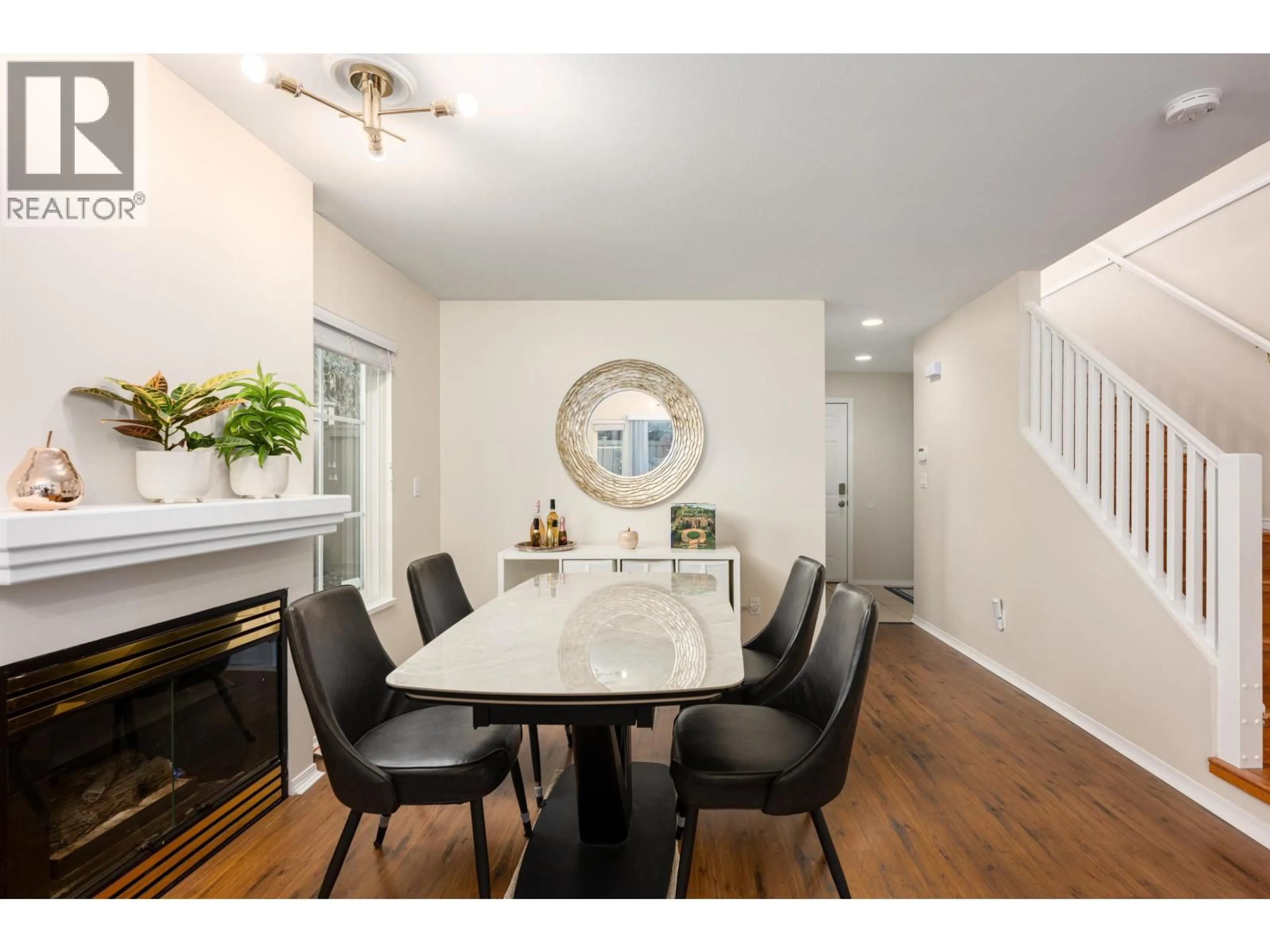 Dining room, wood/laminate floor for 59 - 3088 AIREY DRIVE, Richmond British Columbia V6X4A3