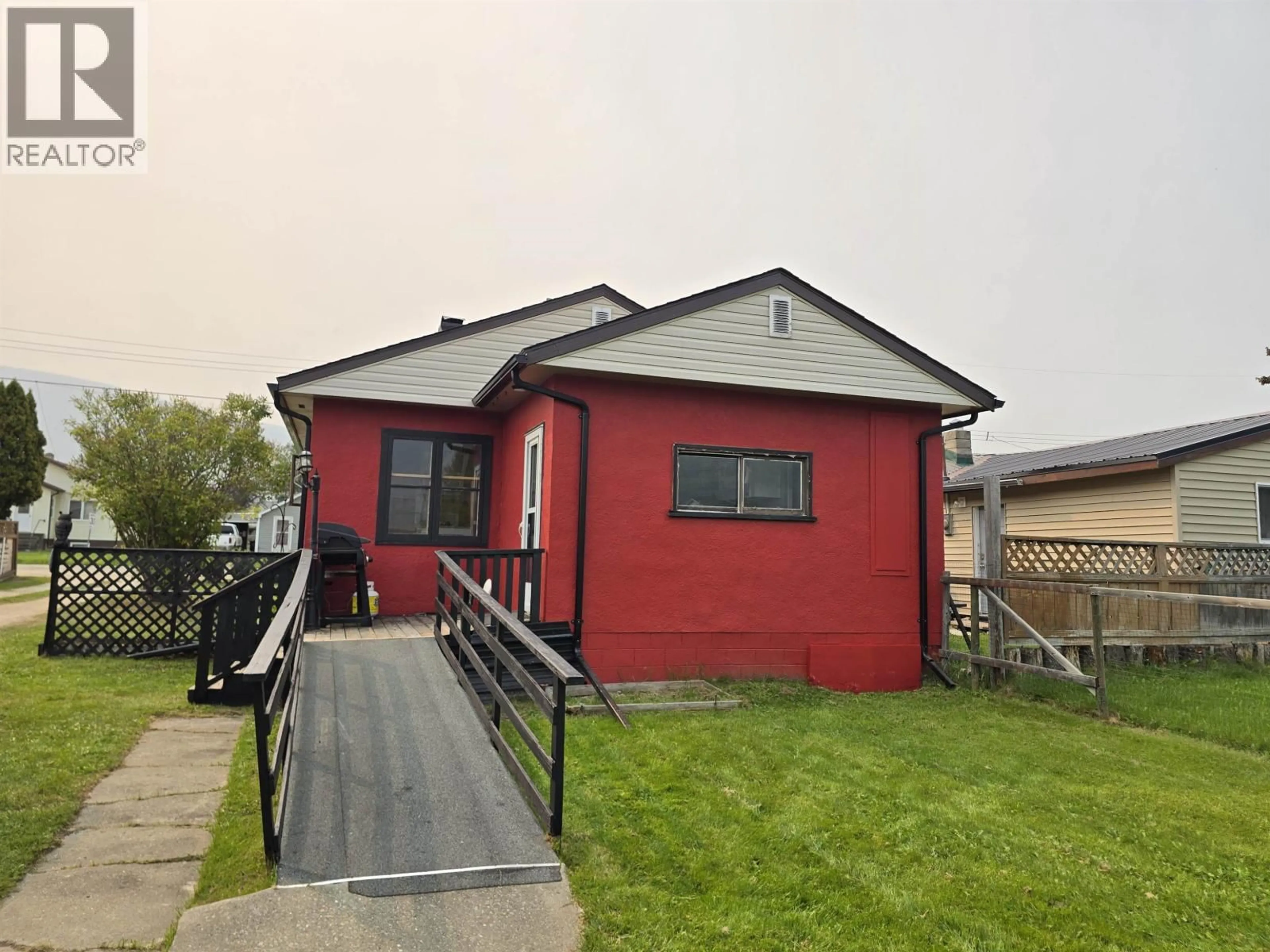 Shed for 968 4TH AVENUE, McBride British Columbia V0J2E0