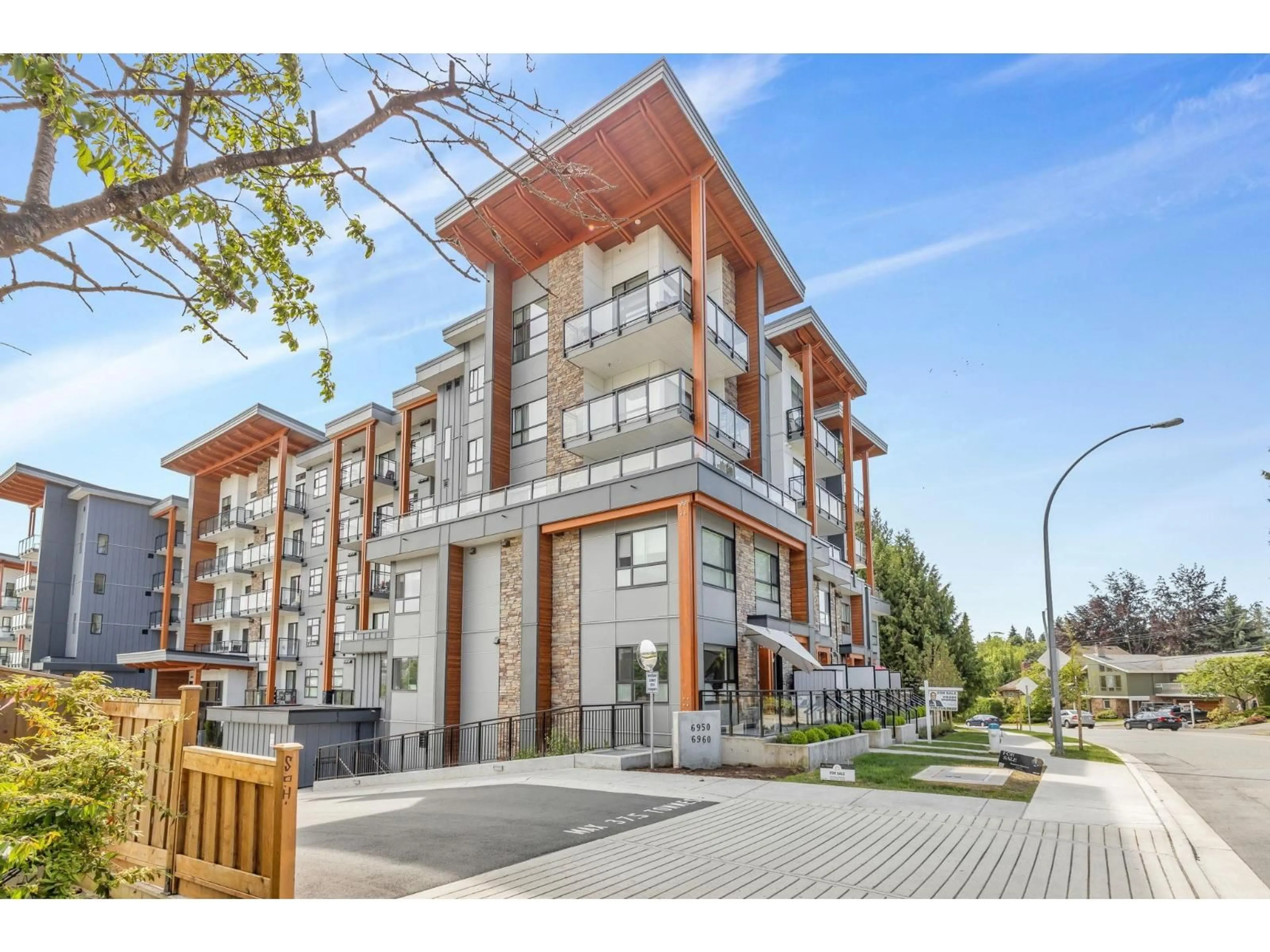 Patio, unknown for 113 - 6960 NICHOLSON, Delta British Columbia V4E0A9