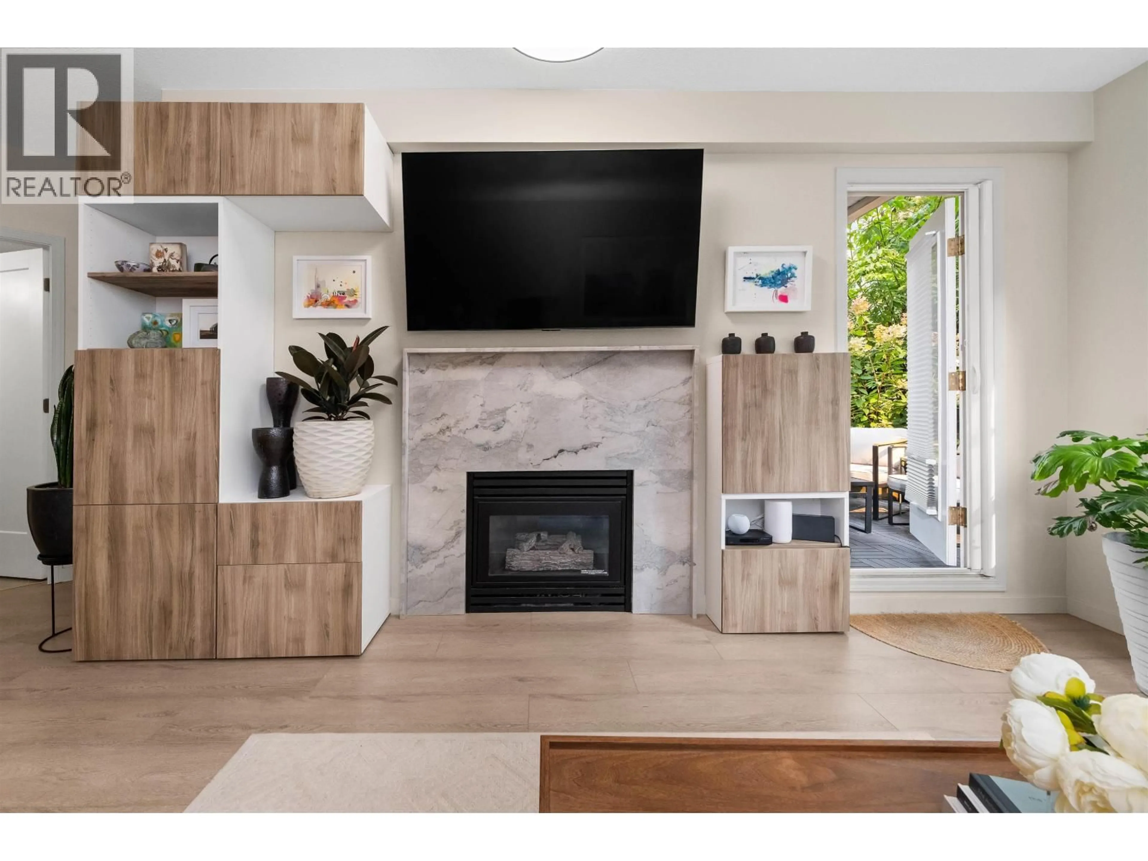 Home theater for 210 - 3608 DEERCREST DRIVE, North Vancouver British Columbia V7G2S8