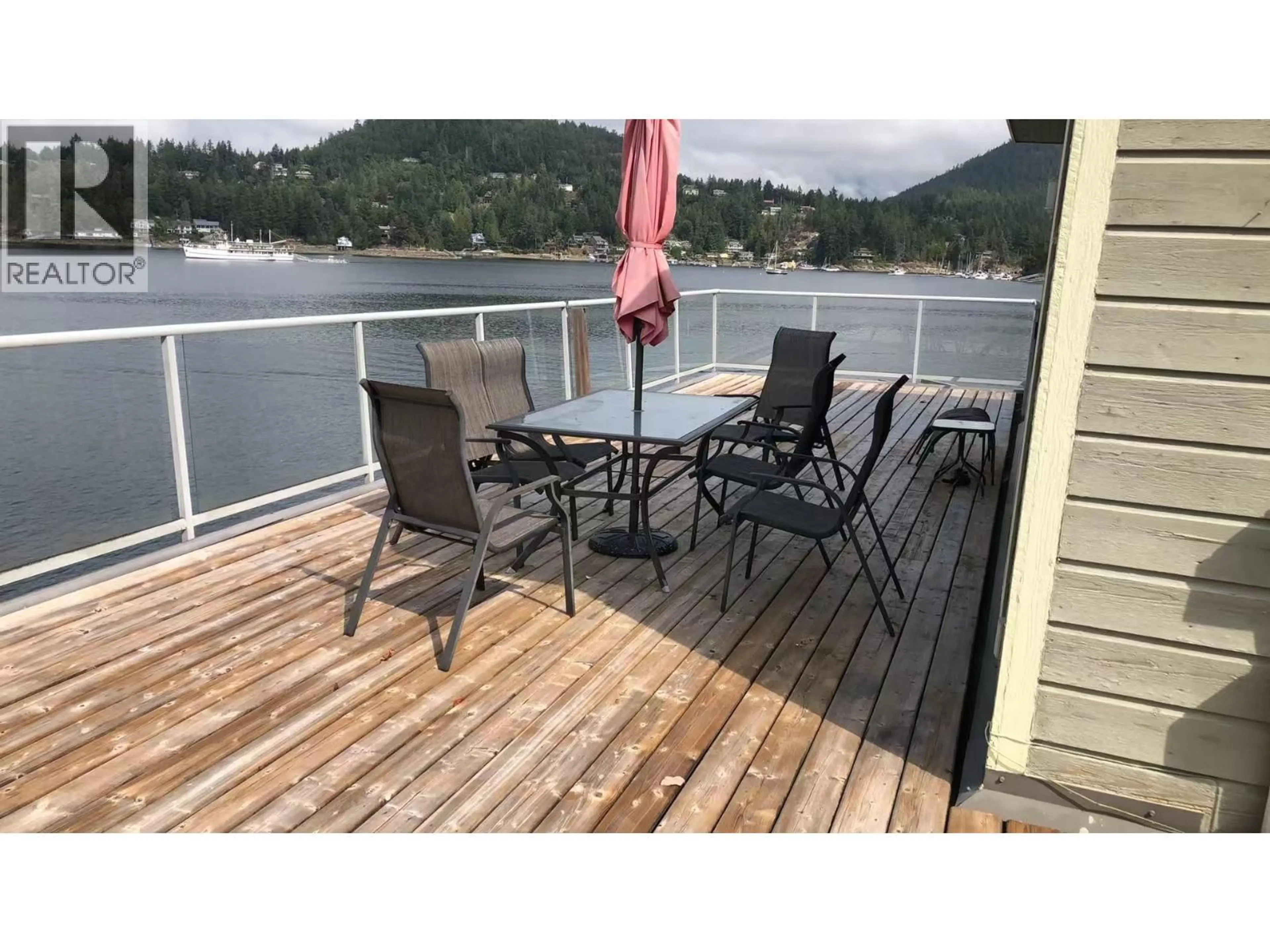 Patio, water/lake/river/ocean view for 13044 HASSAN ROAD, Pender Harbour British Columbia V0N2H1