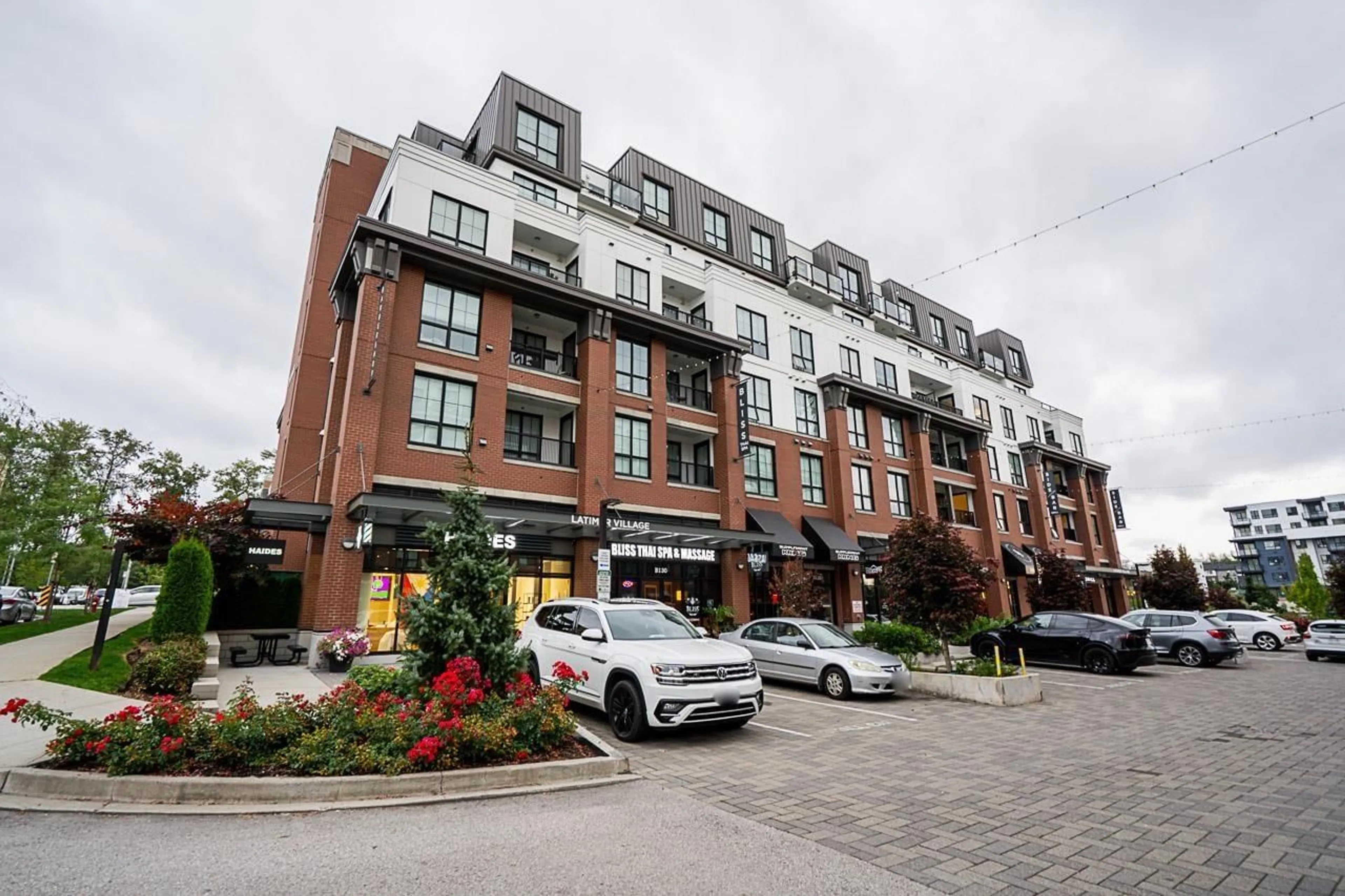 Patio, building for B203 - 20018 83A, Langley British Columbia V2Y3P3