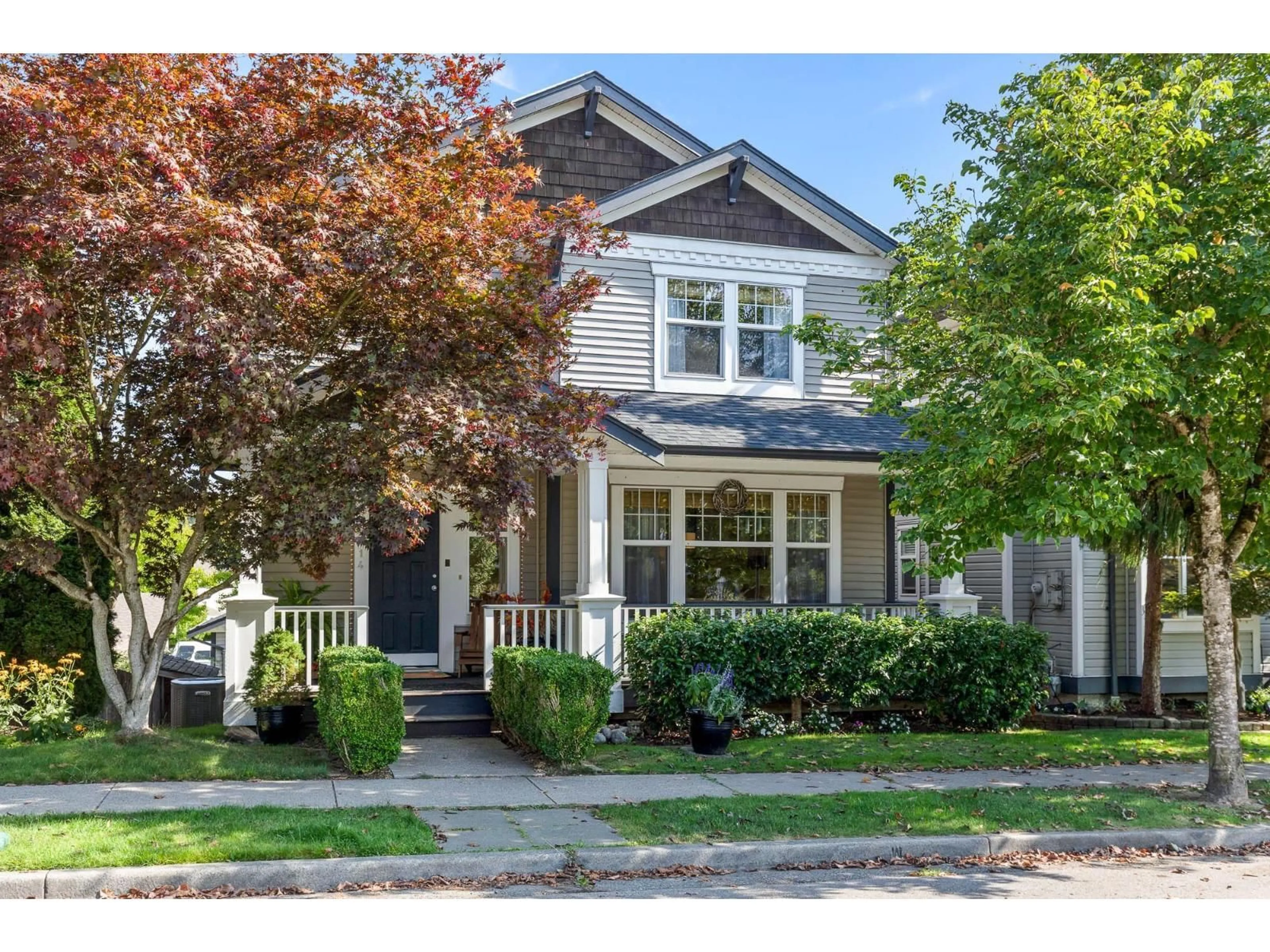 Home with vinyl exterior material, street for 36214 AUGUSTON SOUTH, Abbotsford British Columbia V3G2Y9