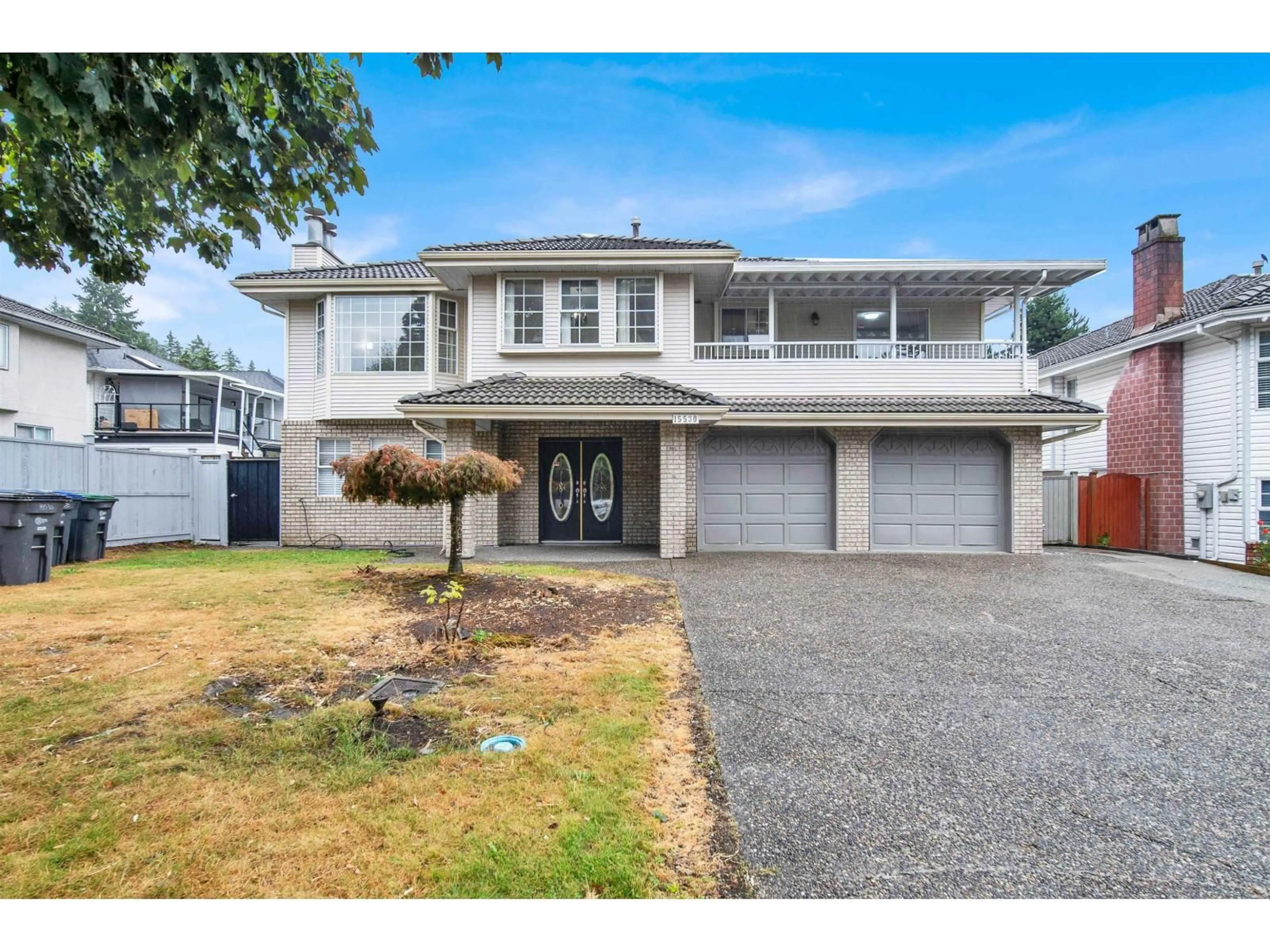 A pic from outside/outdoor area/front of a property/back of a property/a pic from drone, street for 15530 83A, Surrey British Columbia V3S7W7