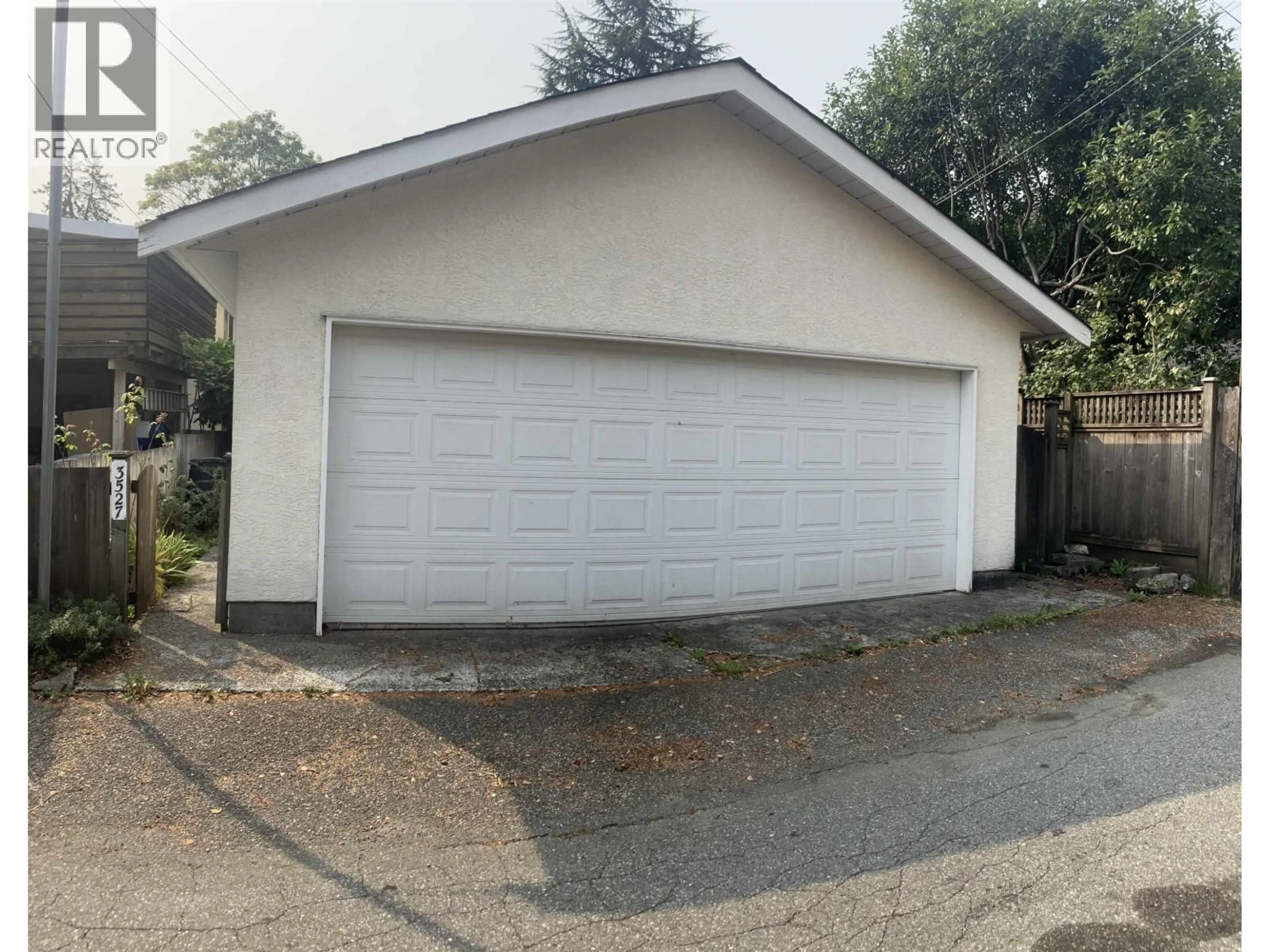 Indoor garage for 3527 KING EDWARD AVENUE, Vancouver British Columbia V6S1M4